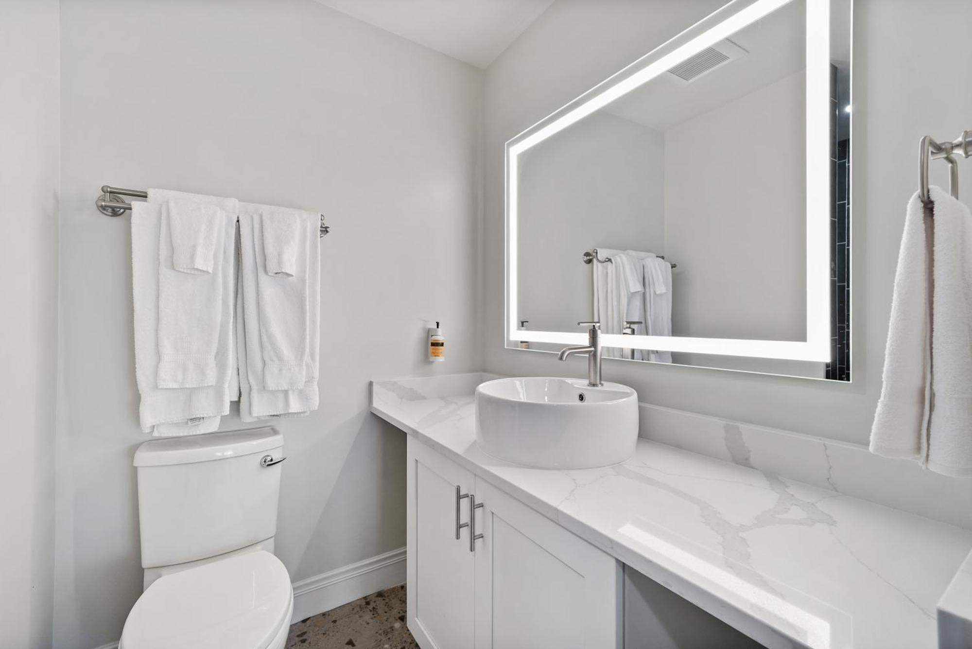 Deluxe Family Suite