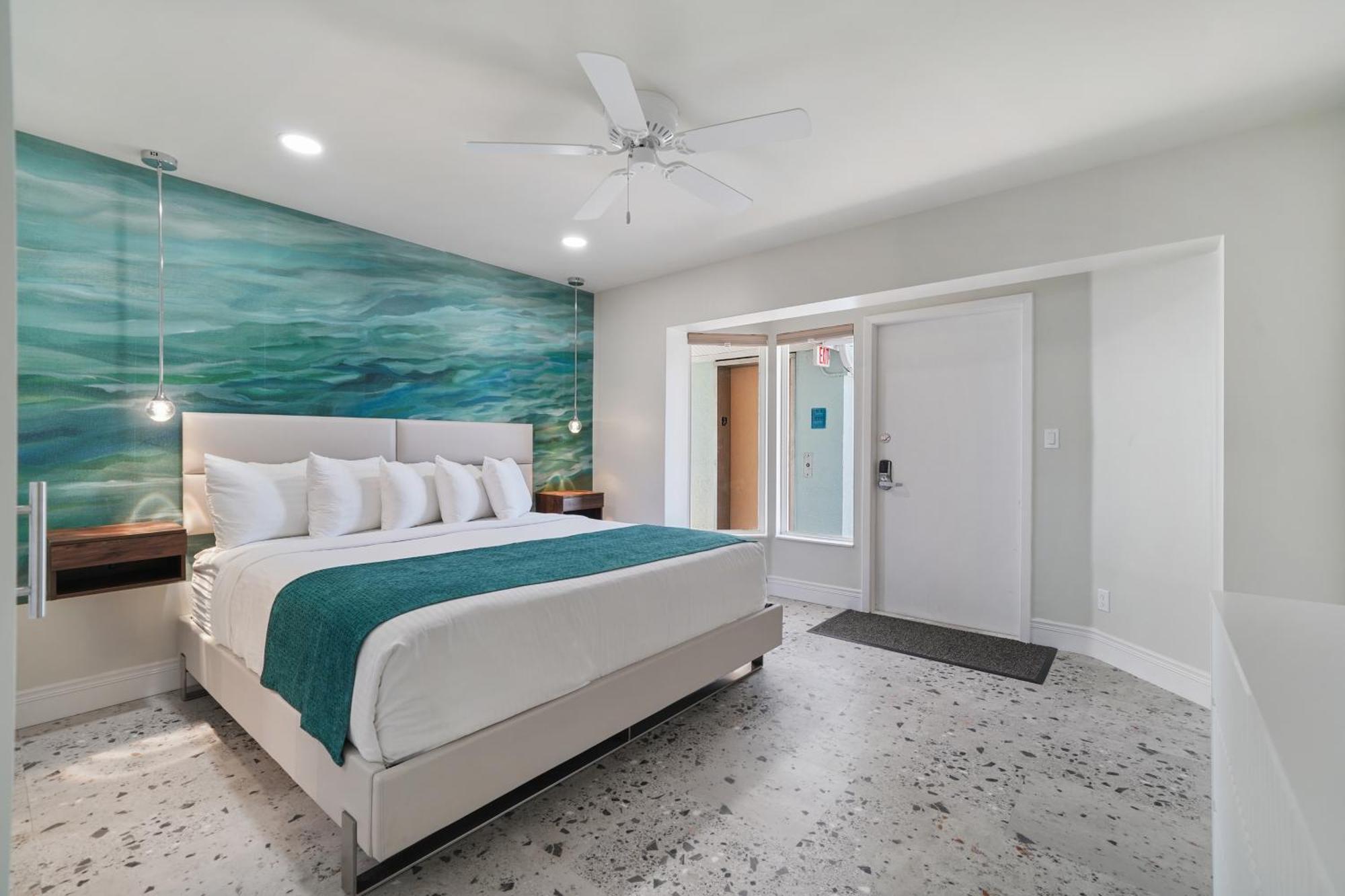 Deluxe Family Suite