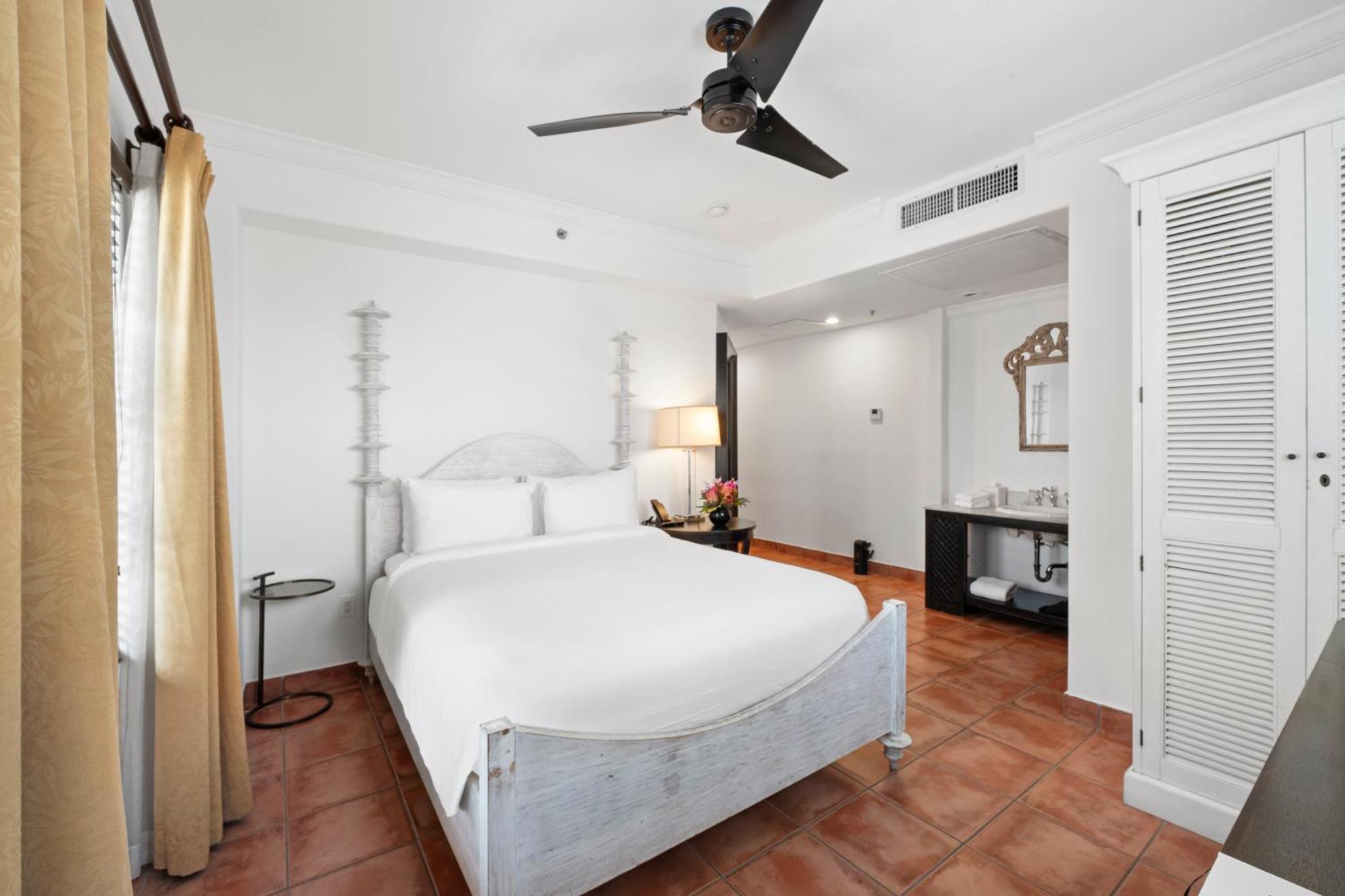 Casa Queen Room View