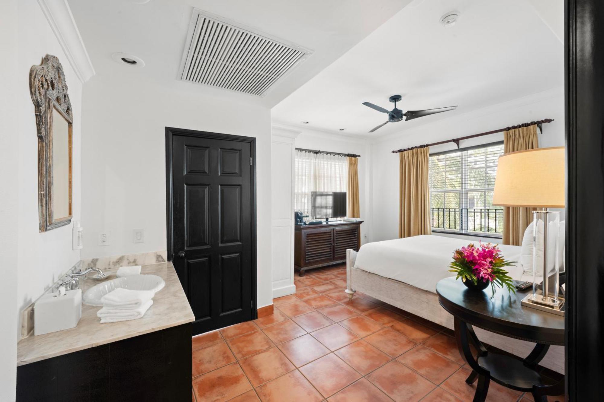 Casa Queen Room View