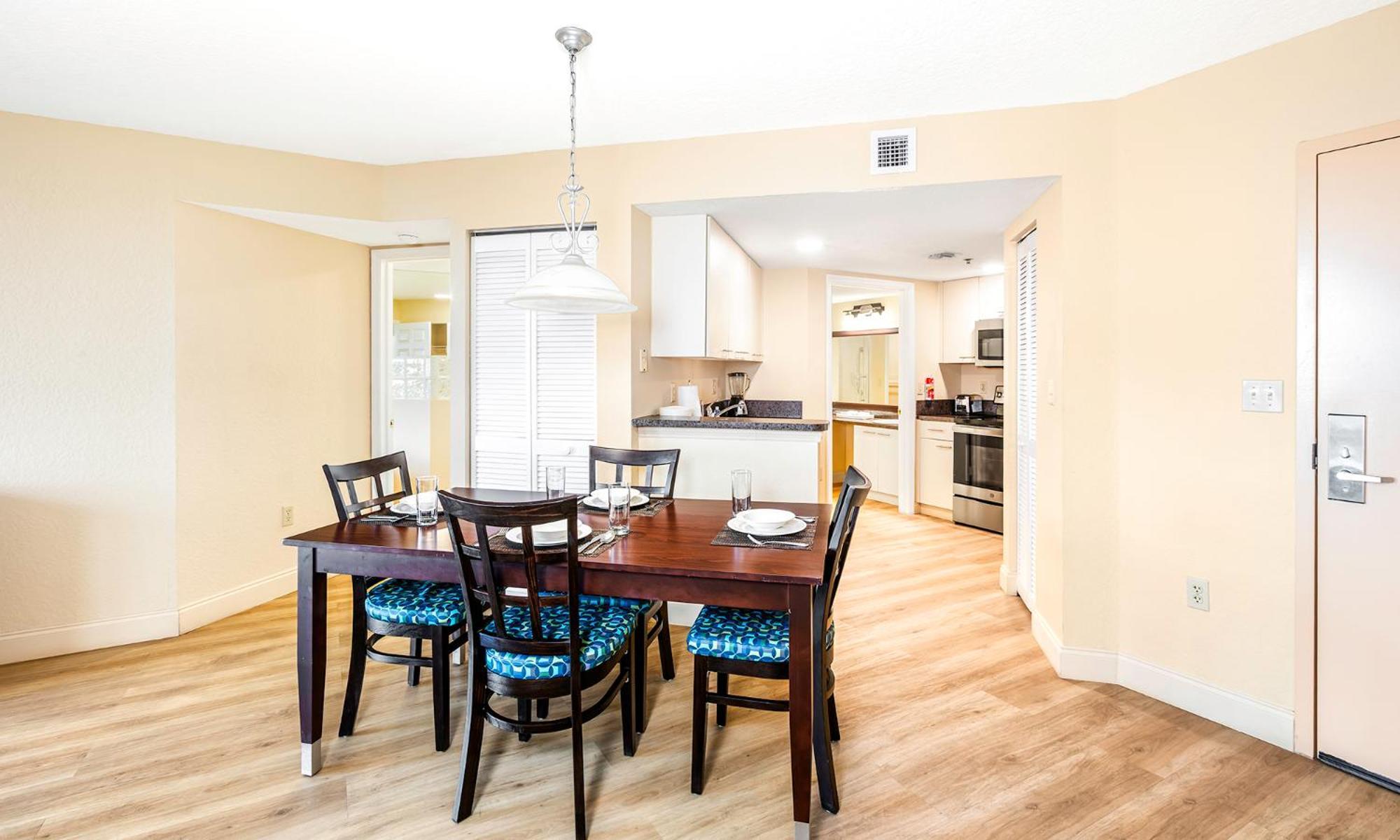 Superior One-Bedroom King Suite