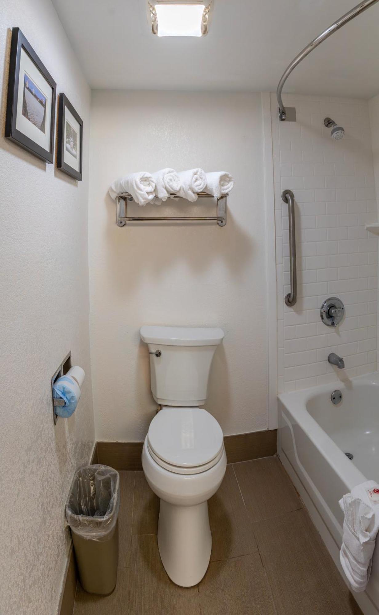 Double Room with Two Double Beds,1758547990:JPEG