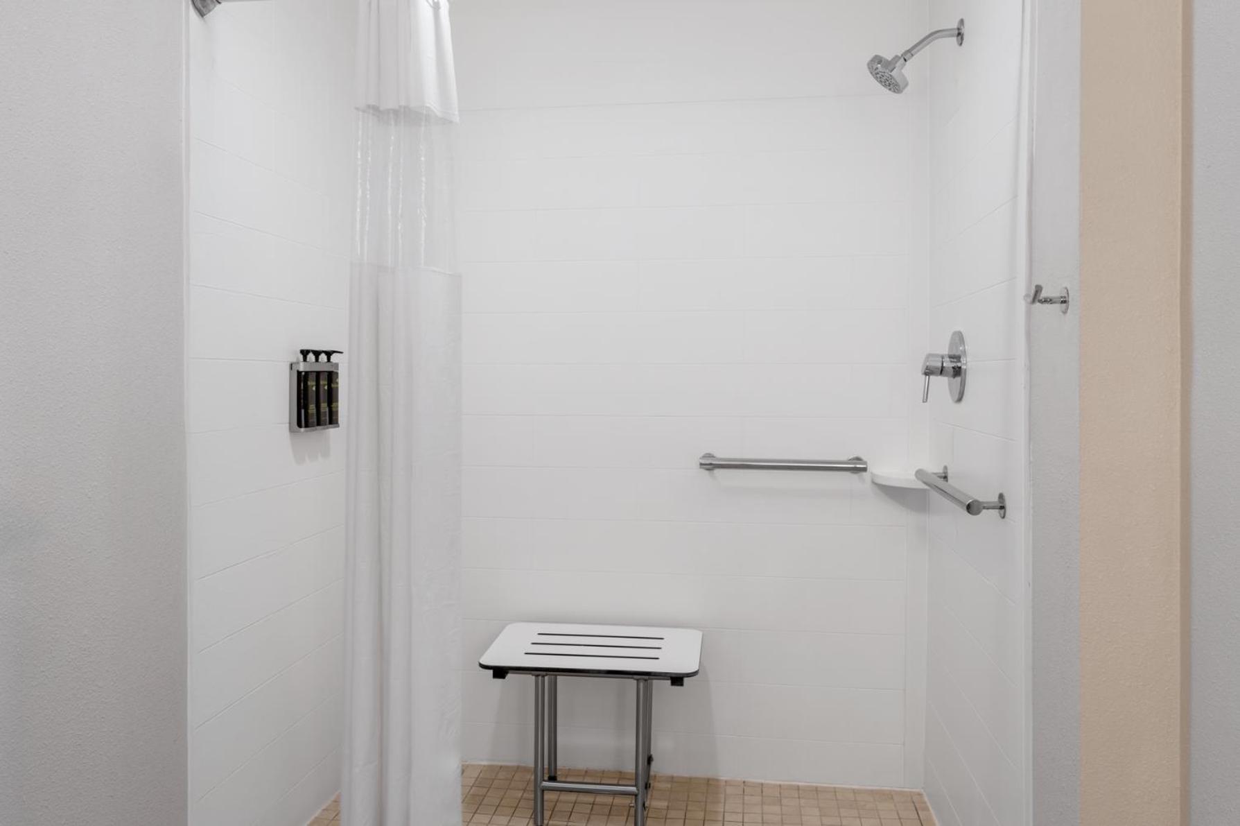 King Room Disability Access or Non-Smoking