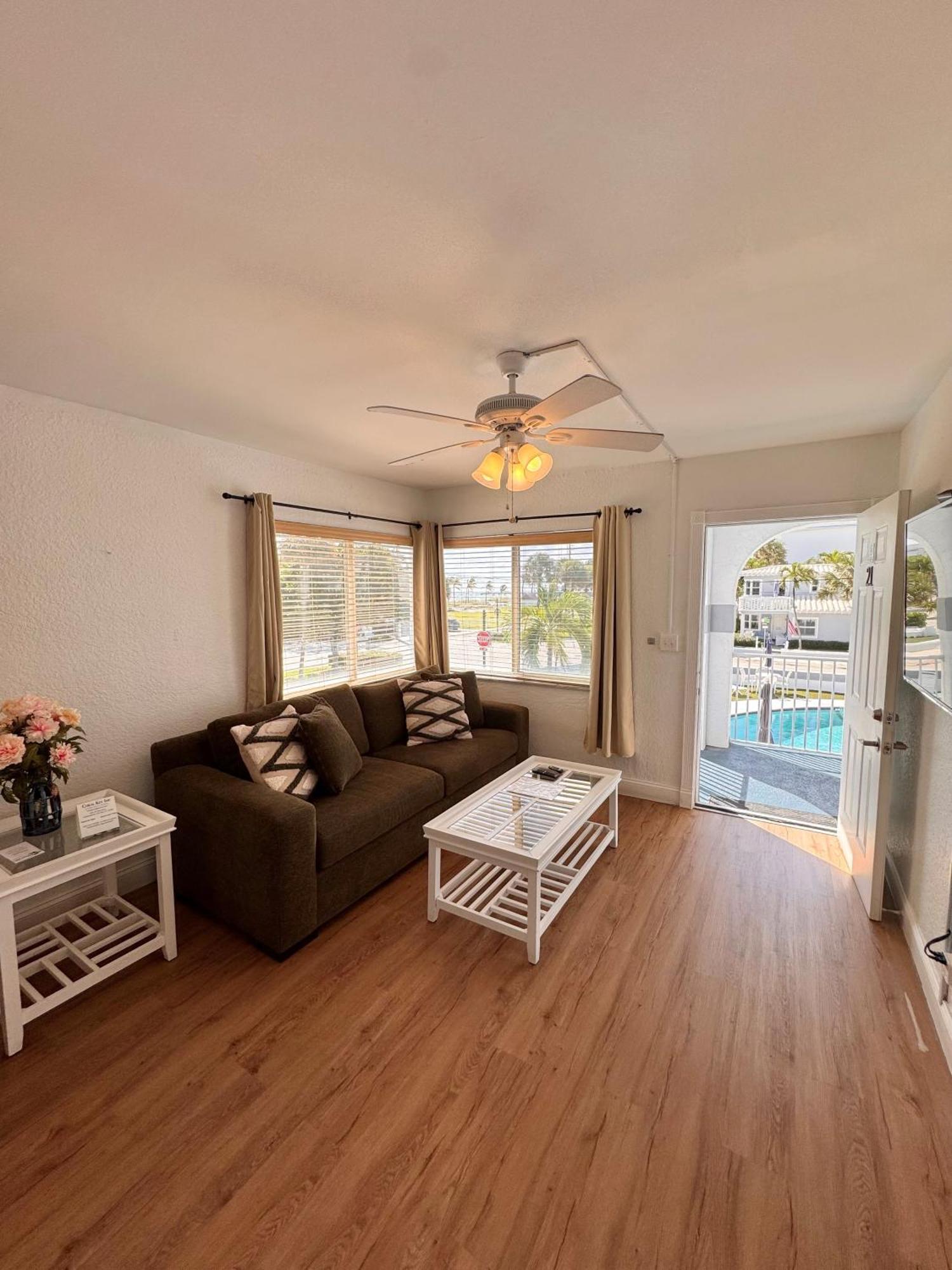 One Bedroom King Suite Partial Ocean View
