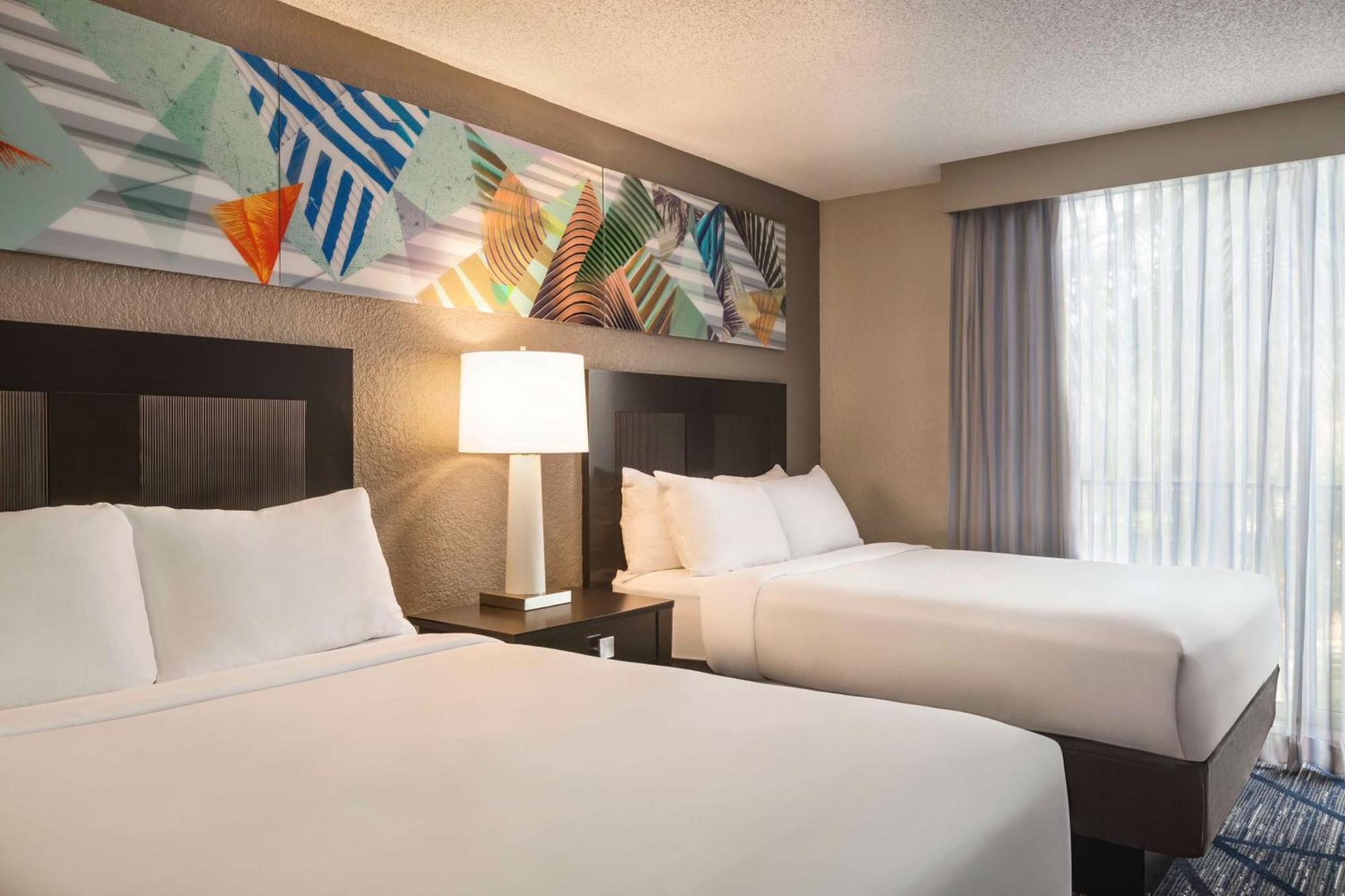 Queen Suite Two Queen Beds