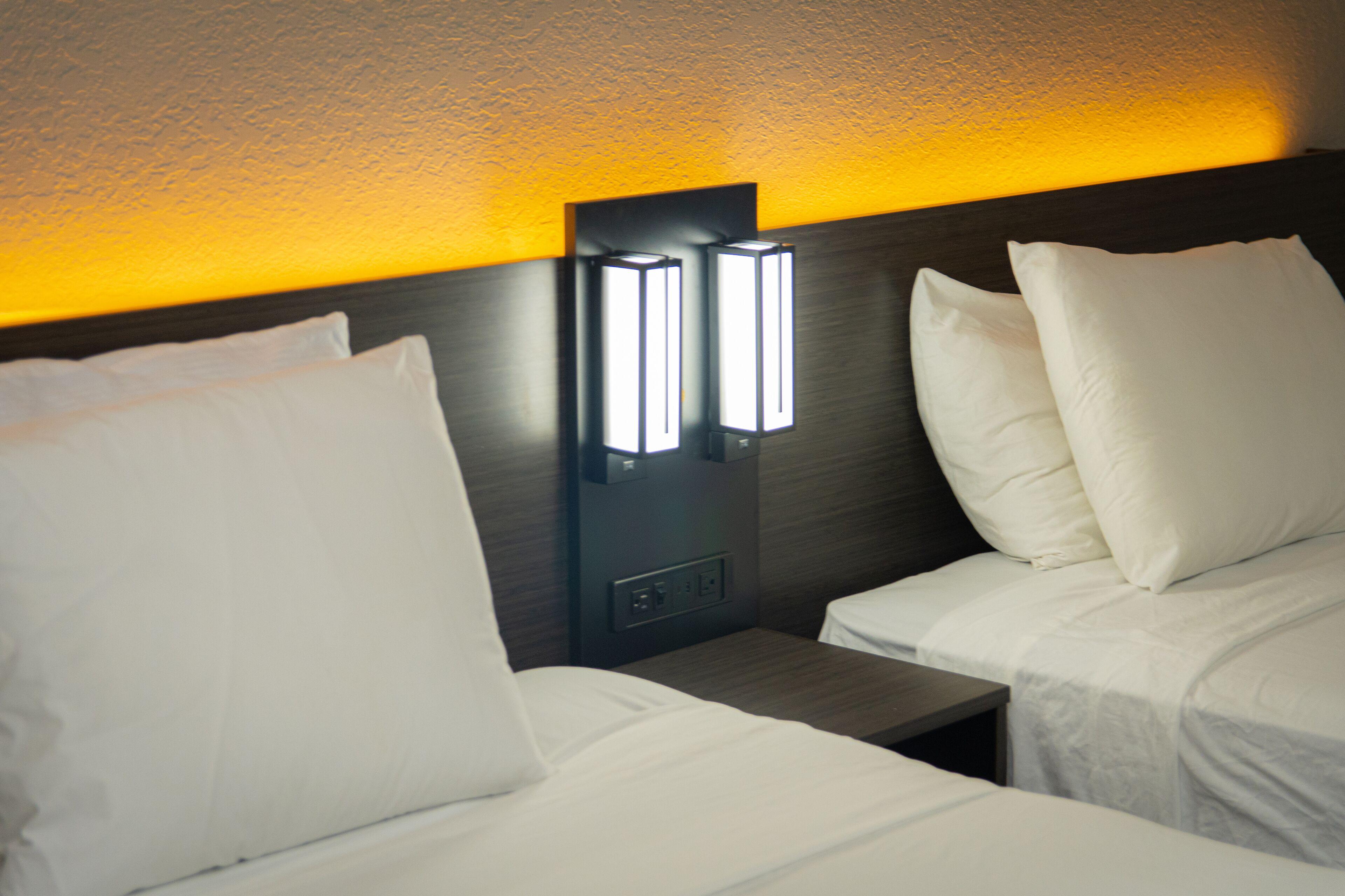 Queen Room Two Queen Beds Non-Smoking