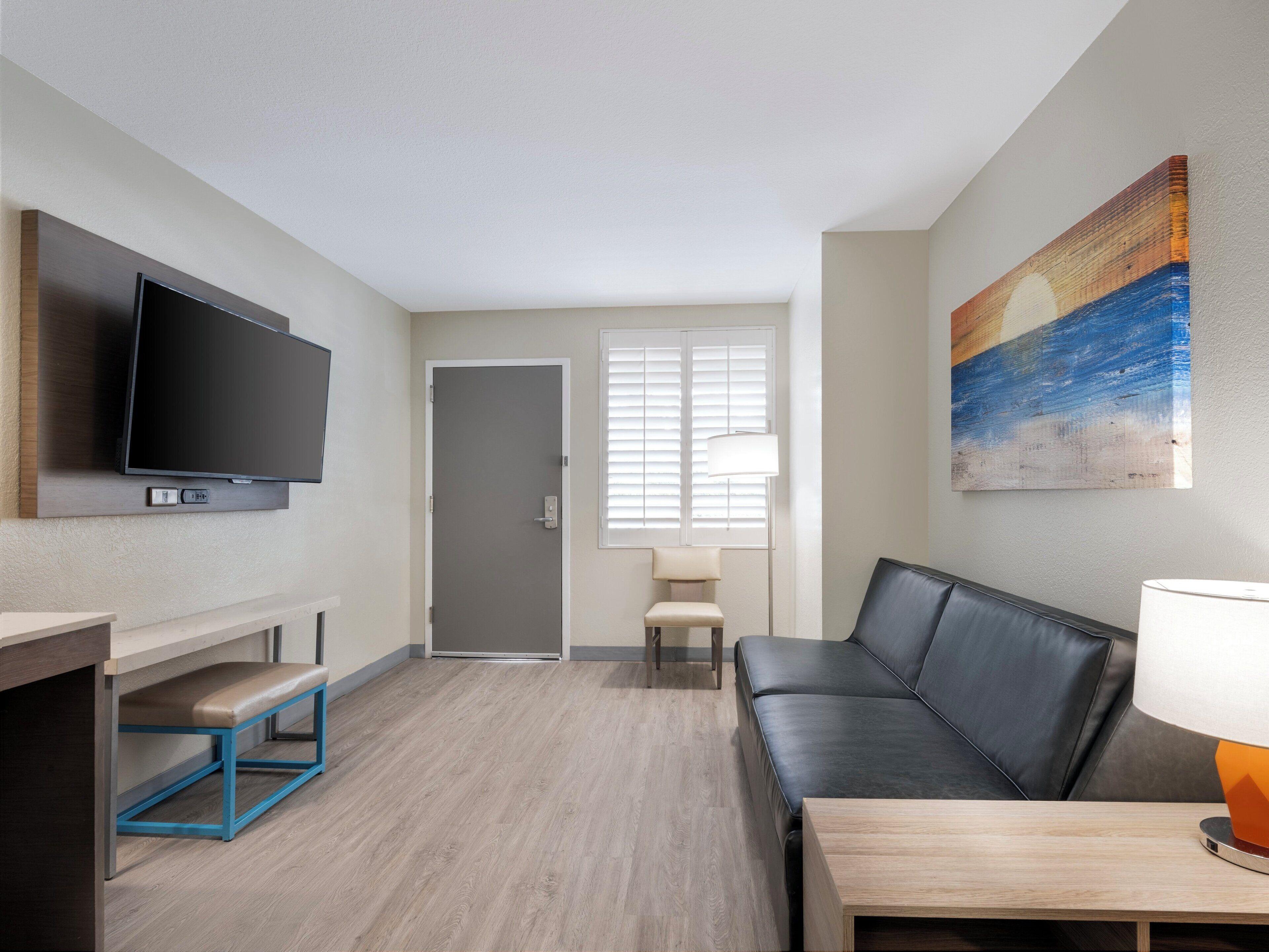 Two Bedroom Queen Family Suite