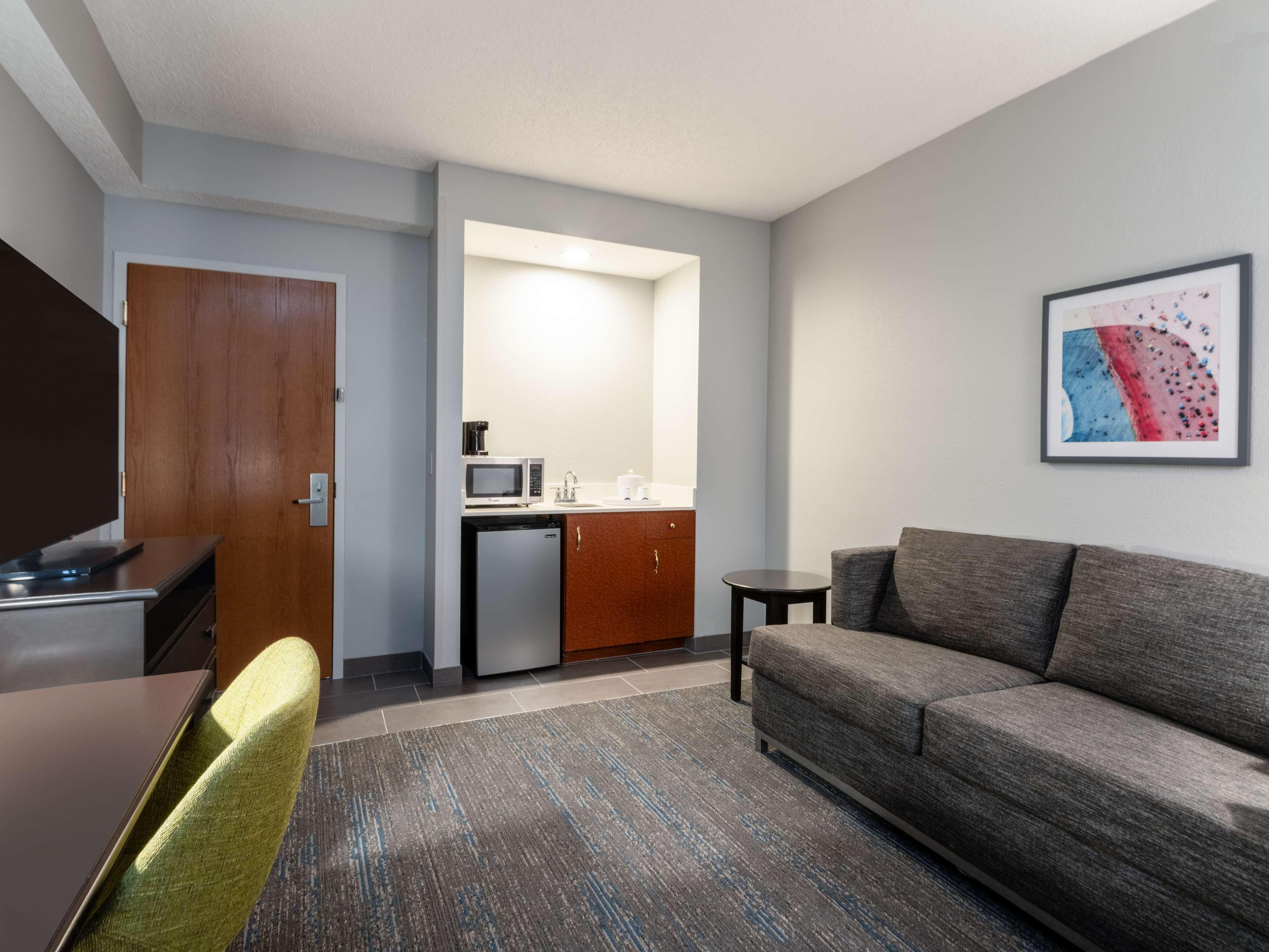 King Suite Sofa Bed Non-Smoking
