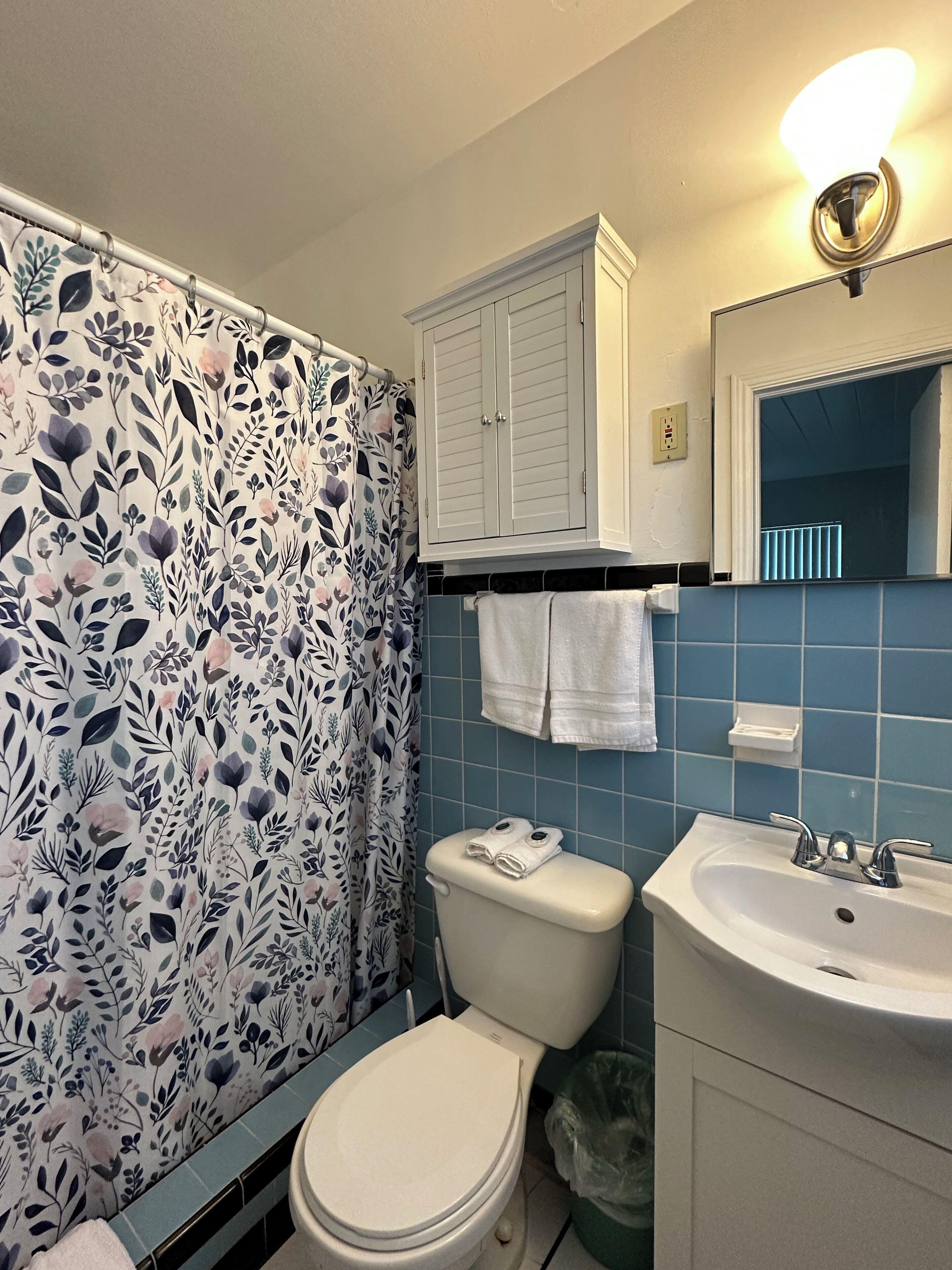 One-Bedroom Queen Suite Ocean View