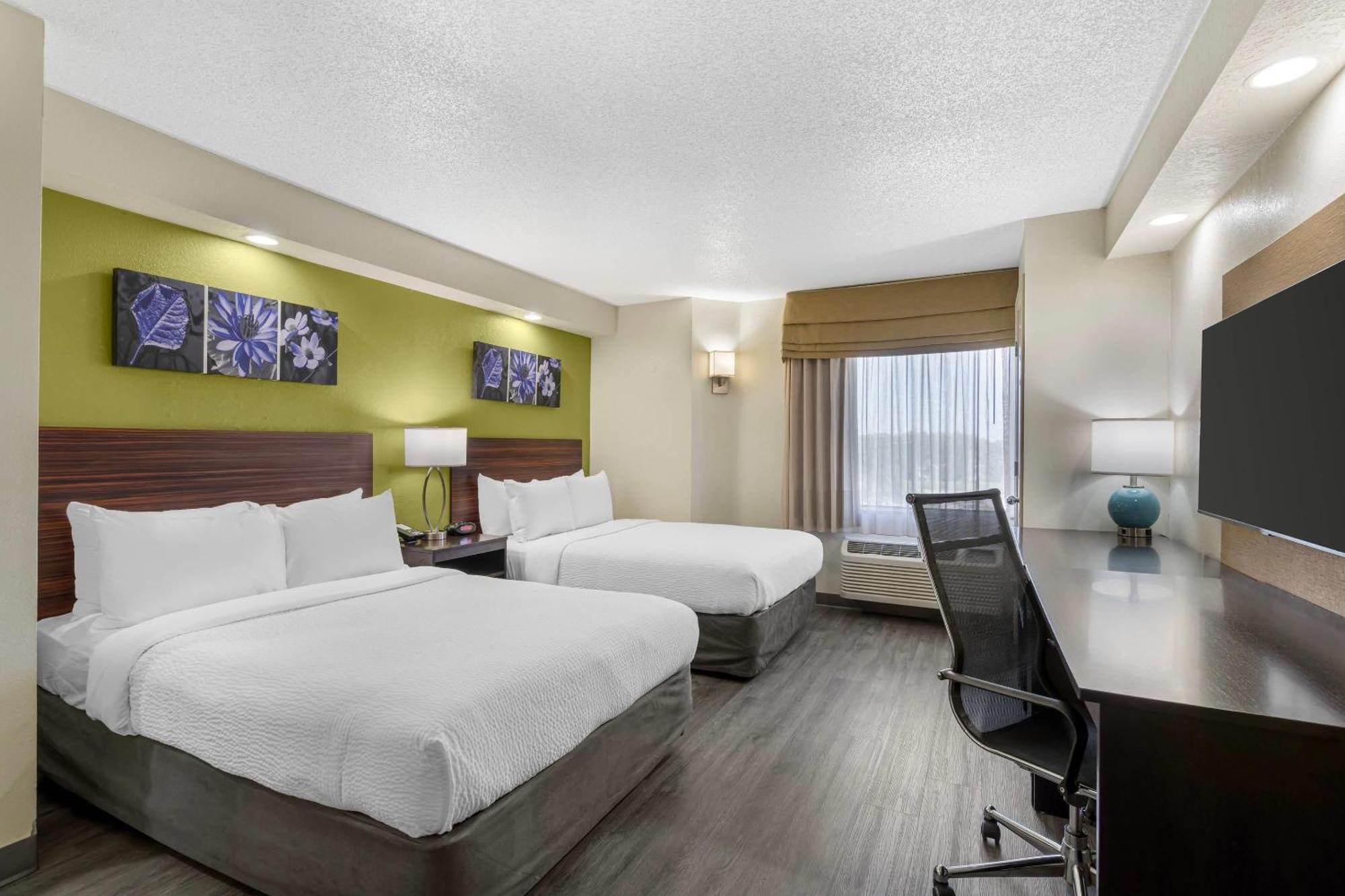 Double Room Two Double Beds Non-Smoking