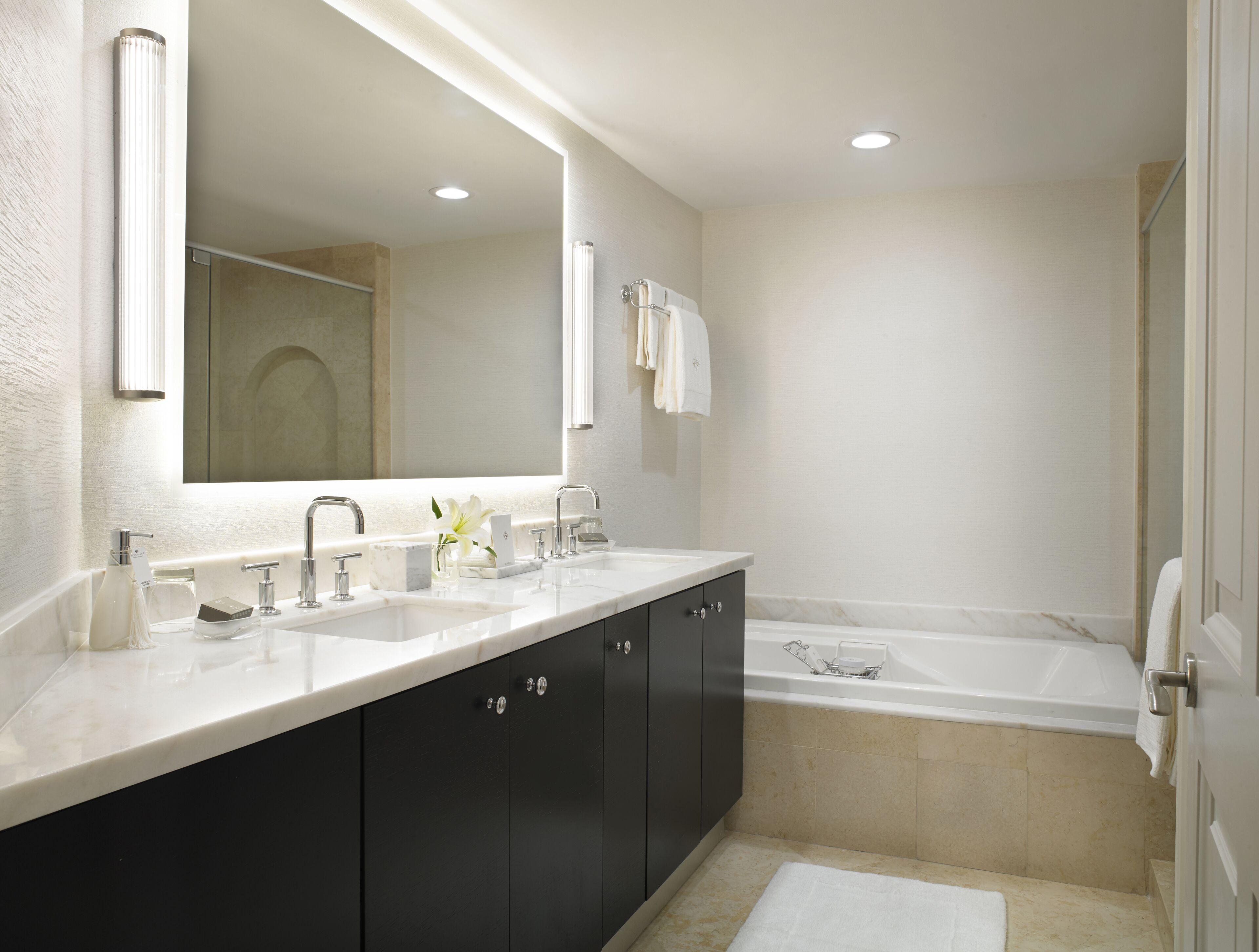 Chambre Lit King-Size - Vue sur Ville