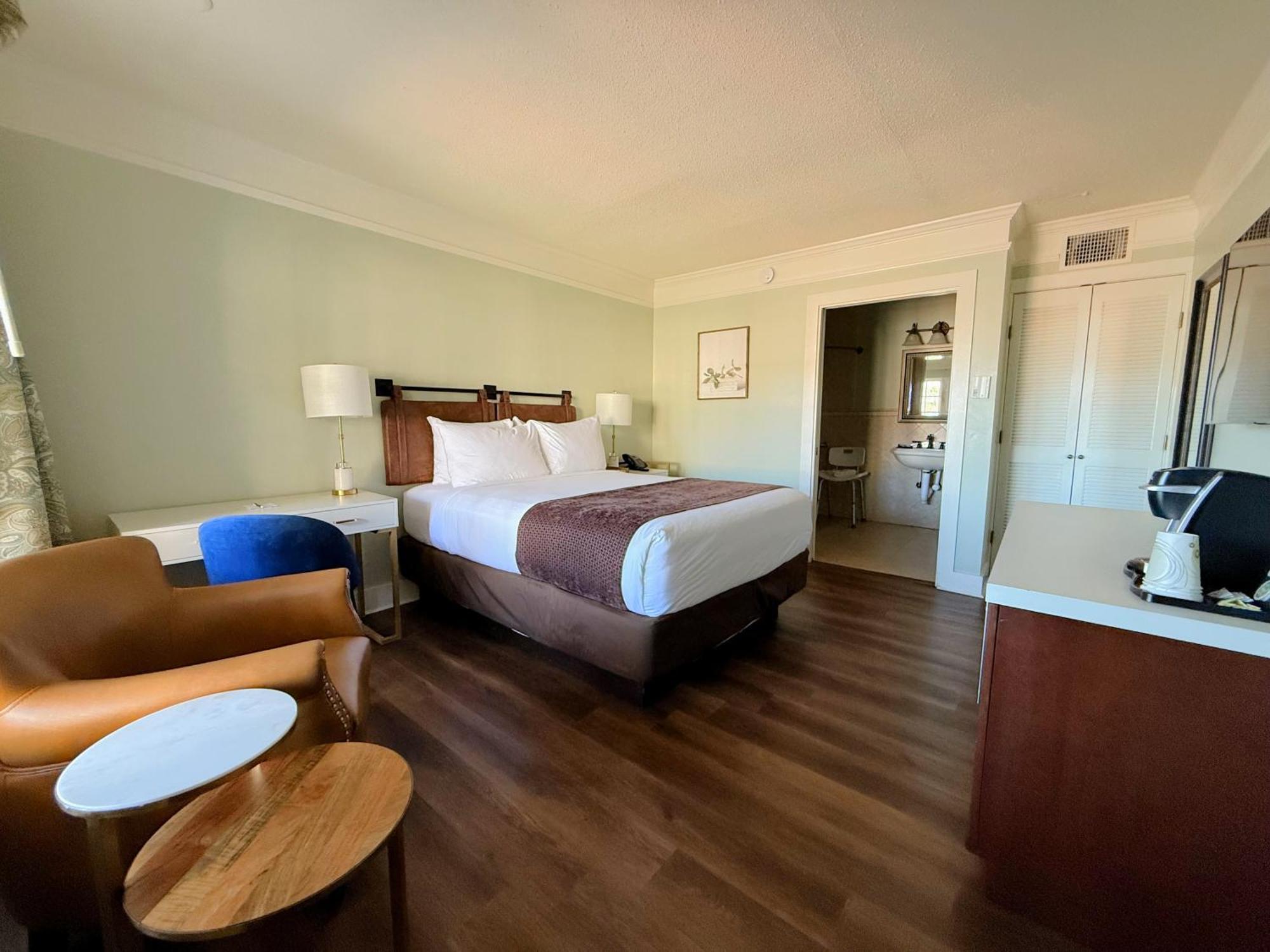 Queen Room Disability Access