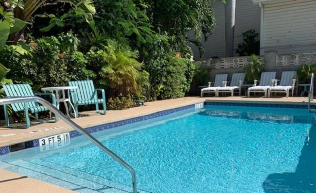 La Pensione Guesthouse Deluxe King