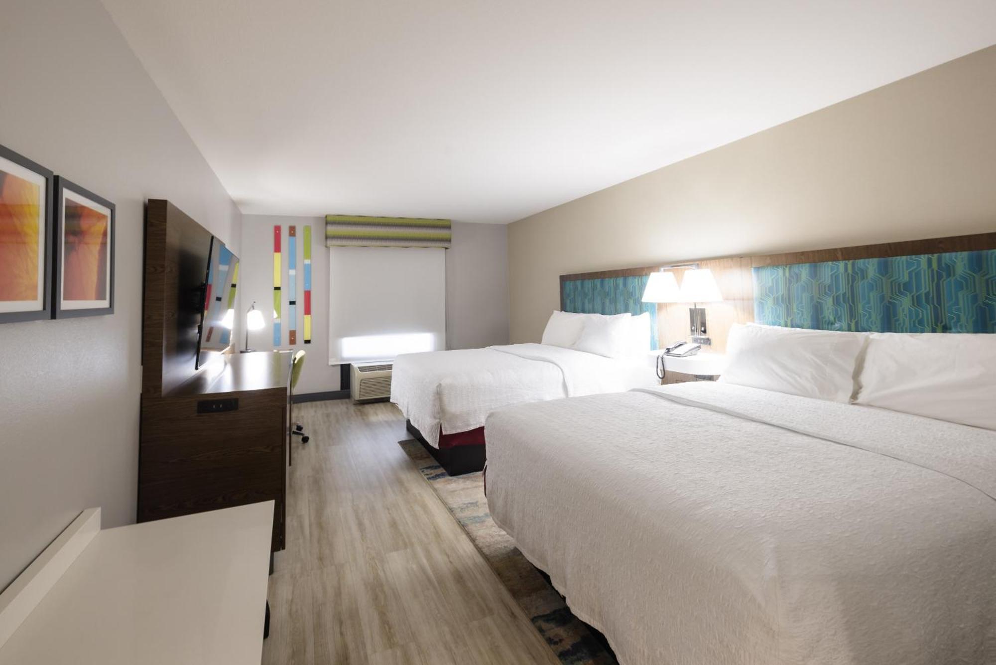 Room with Two Queen Beds - Non-Smoking,1742702032:JPEG