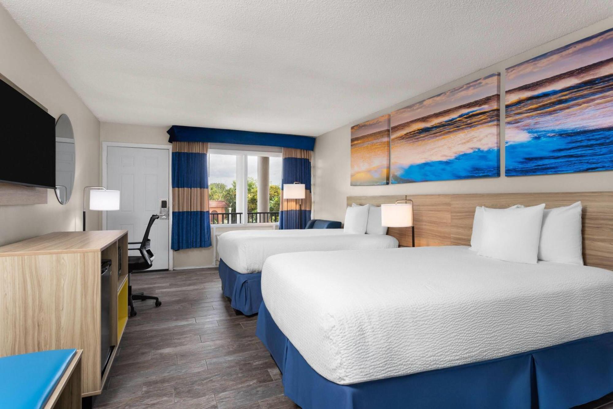 Deluxe Double Room Two Double Beds Non-Smoking