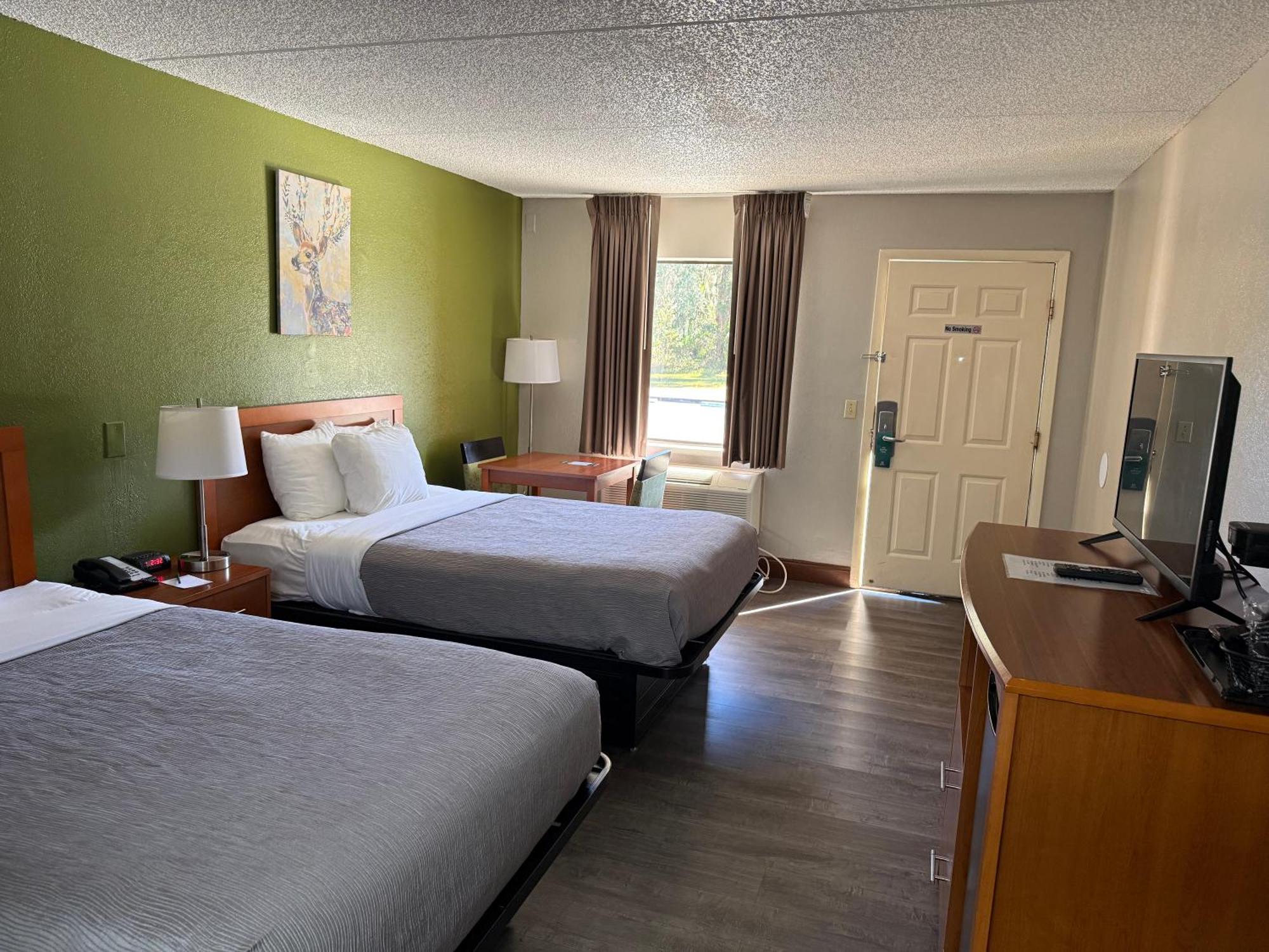 Double Room Two Double Beds Smoking