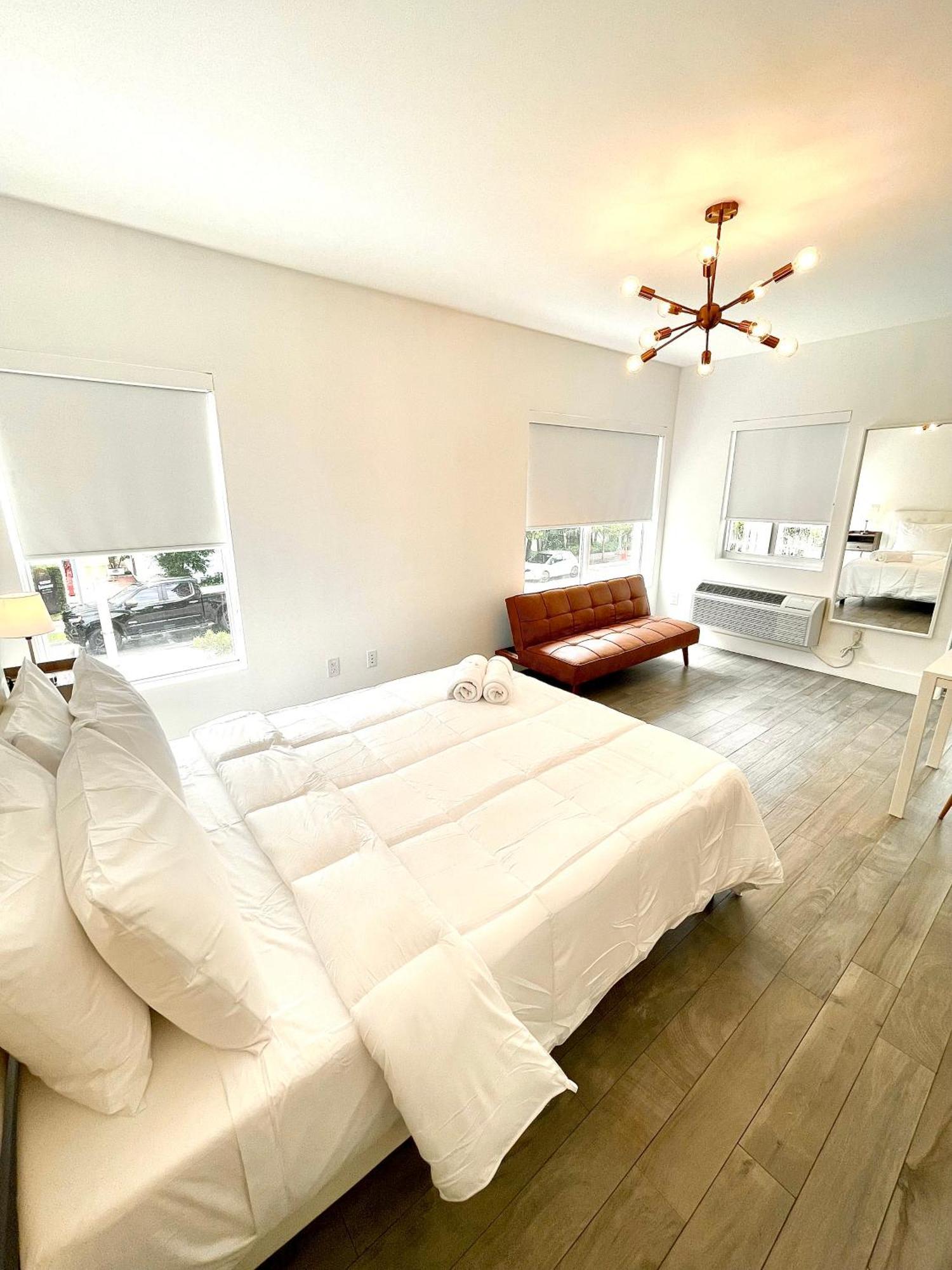 Standard Suite