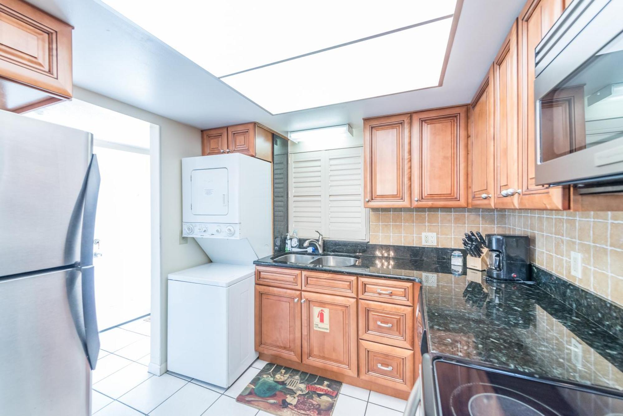 Direct Oceanfront Two-Bedroom Condo Panoramic Views Unit #48