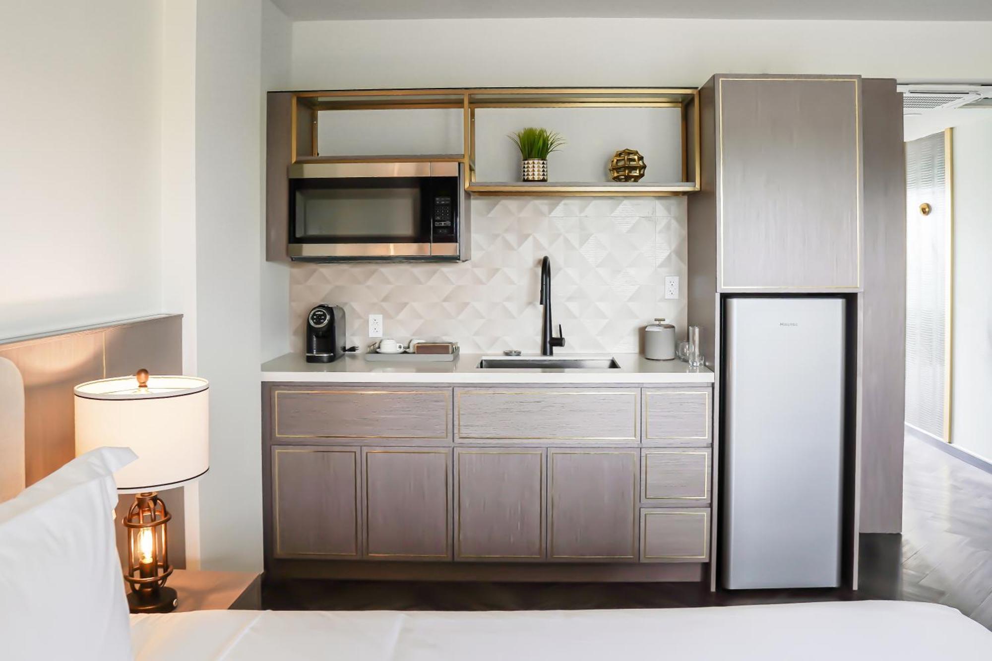 Deluxe Double Room with Two Double Beds - Non-Smoking