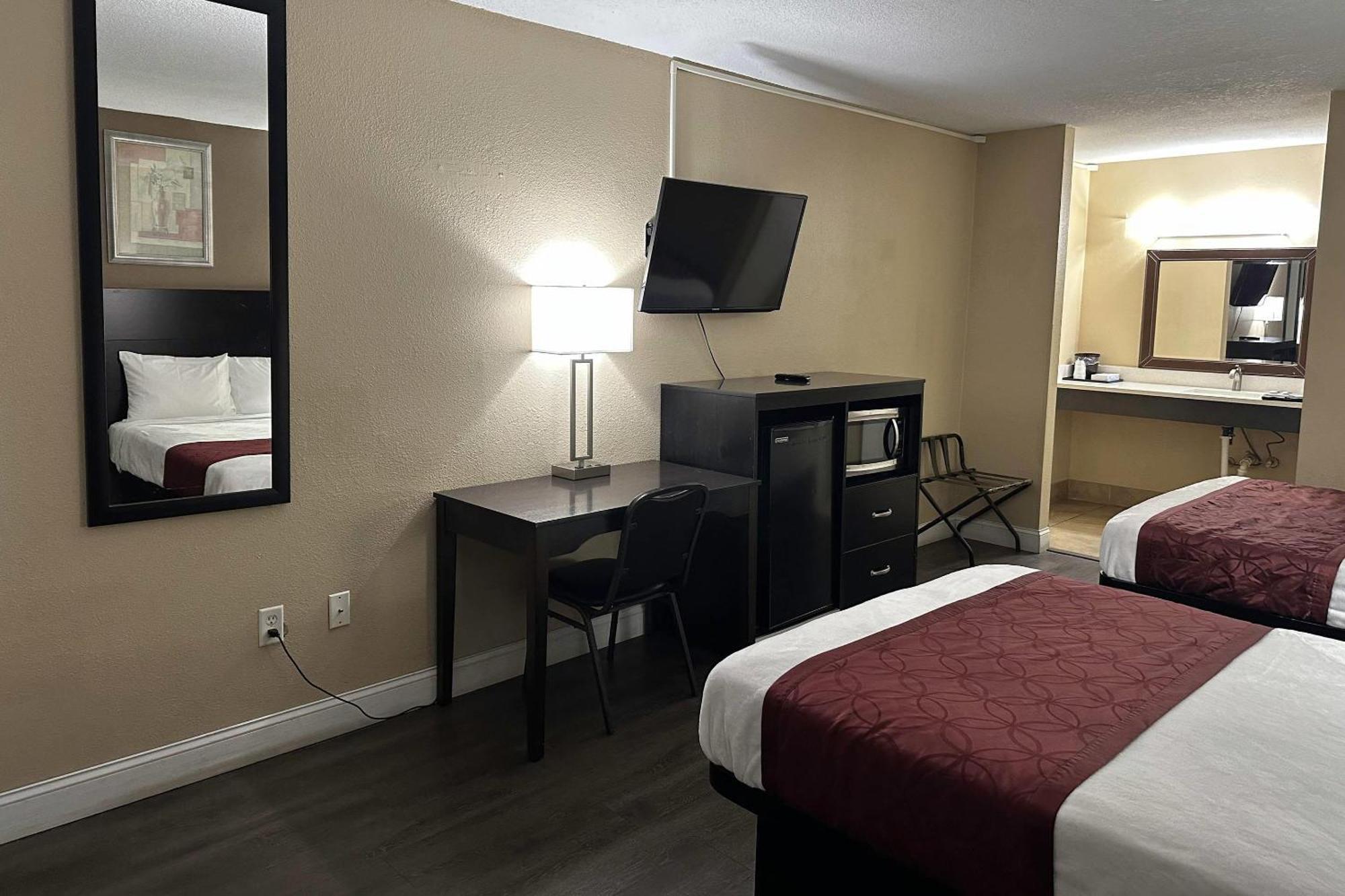 Double Room Two Double Beds Smoking