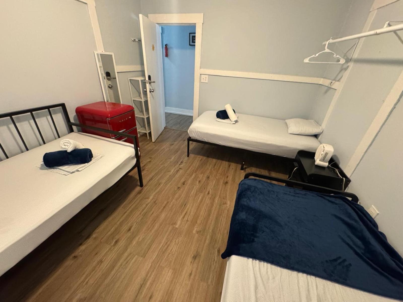 Posto Letto in Dormitorio Misto