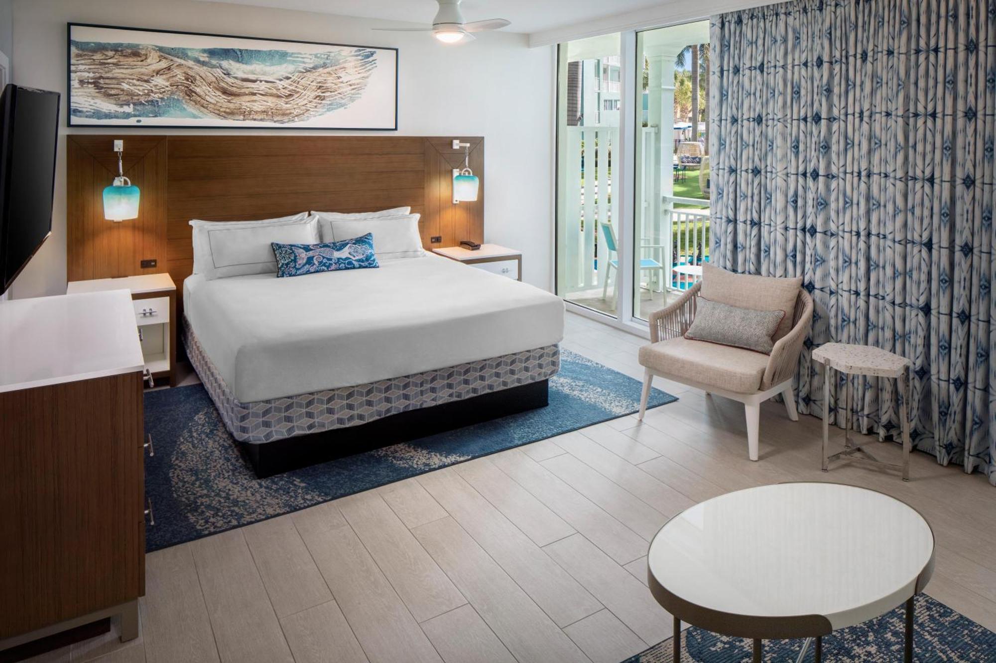 King Studio Suite Resort View