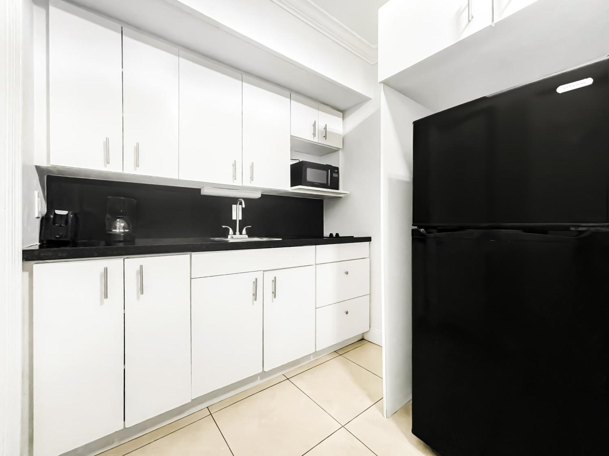 One-Bedroom Suite