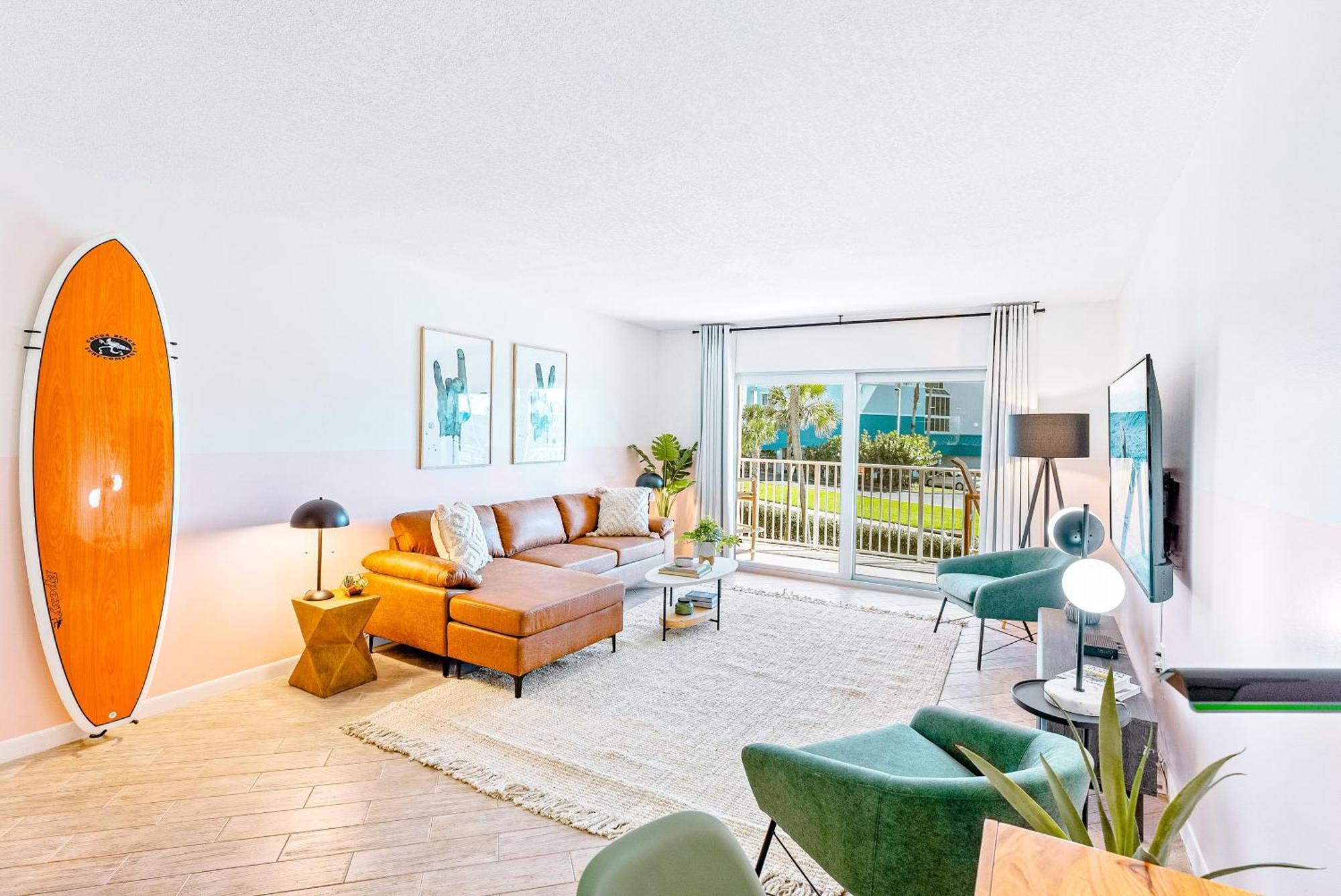 Deluxe Three-Bedroom Condo Resort Views Unit #29
