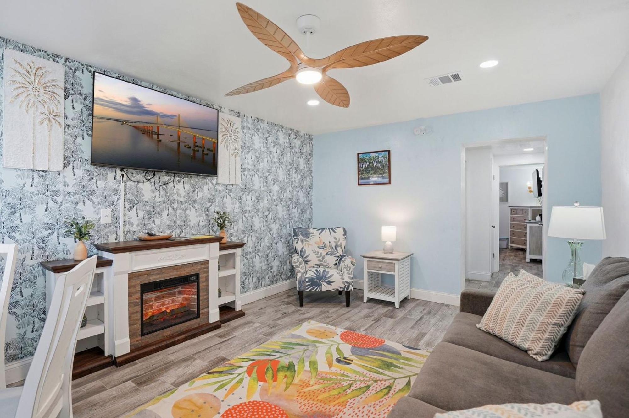 One-Bedroom Suite