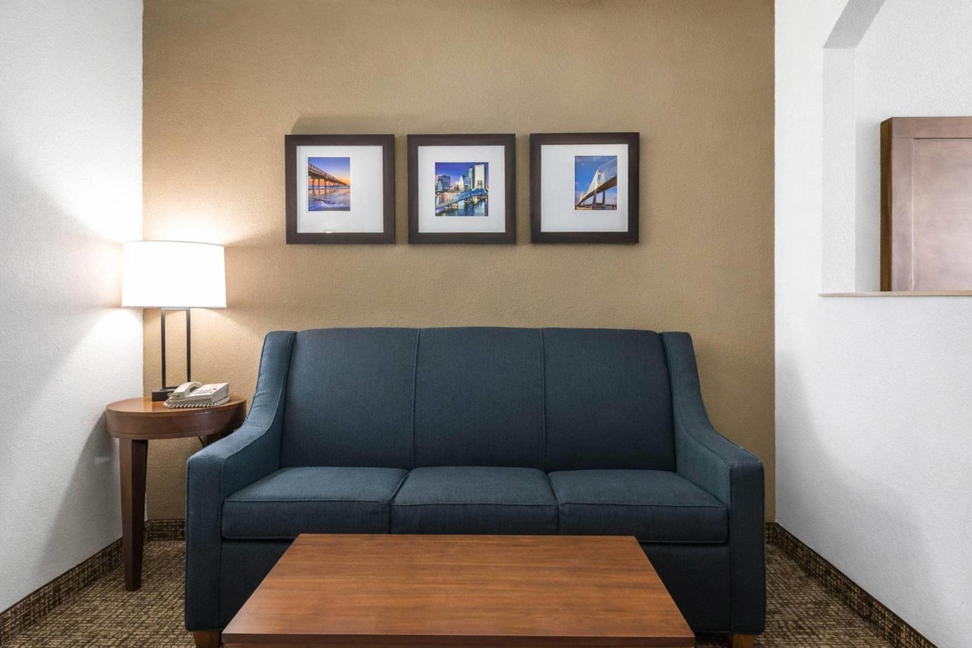 Suite Two Double Beds