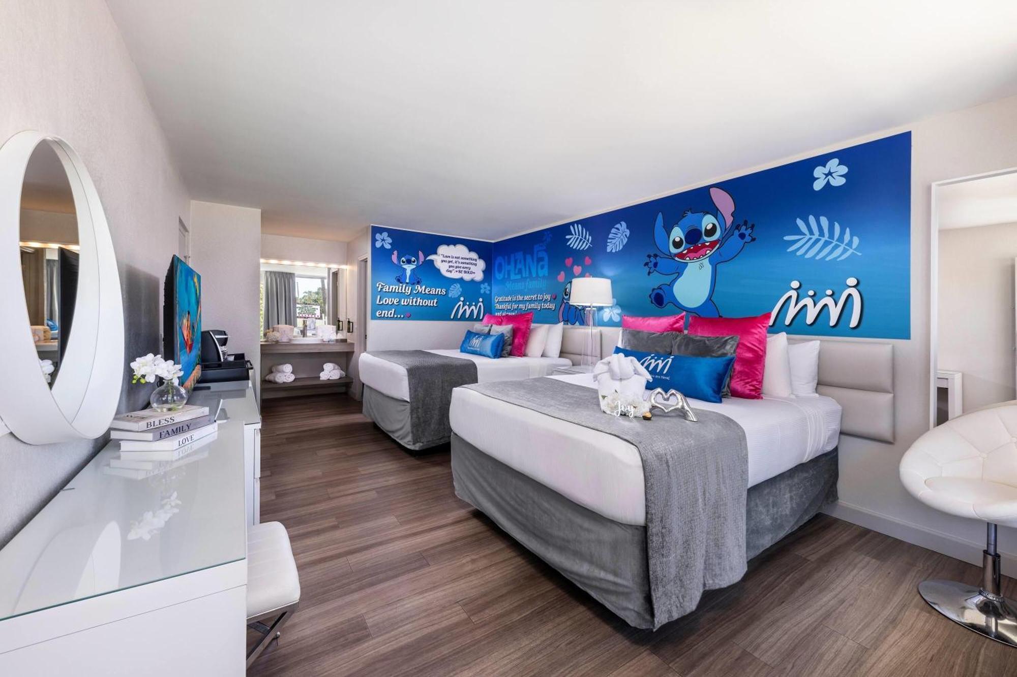 Signature Room Two Queen Beds Non-Smoking