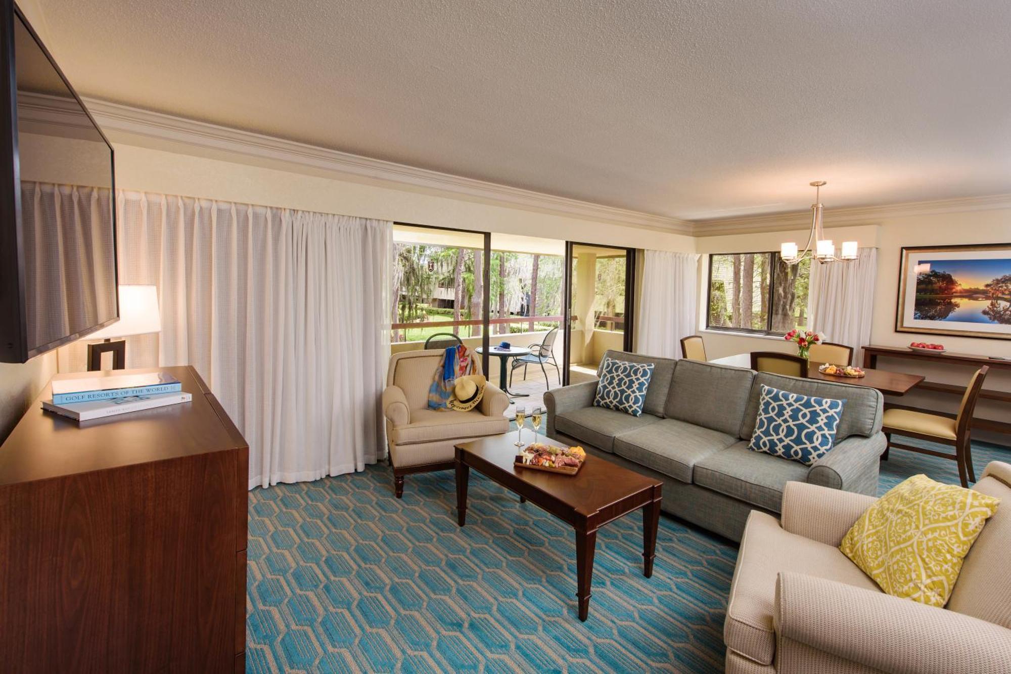 1 Bedroom Double Twin Suite