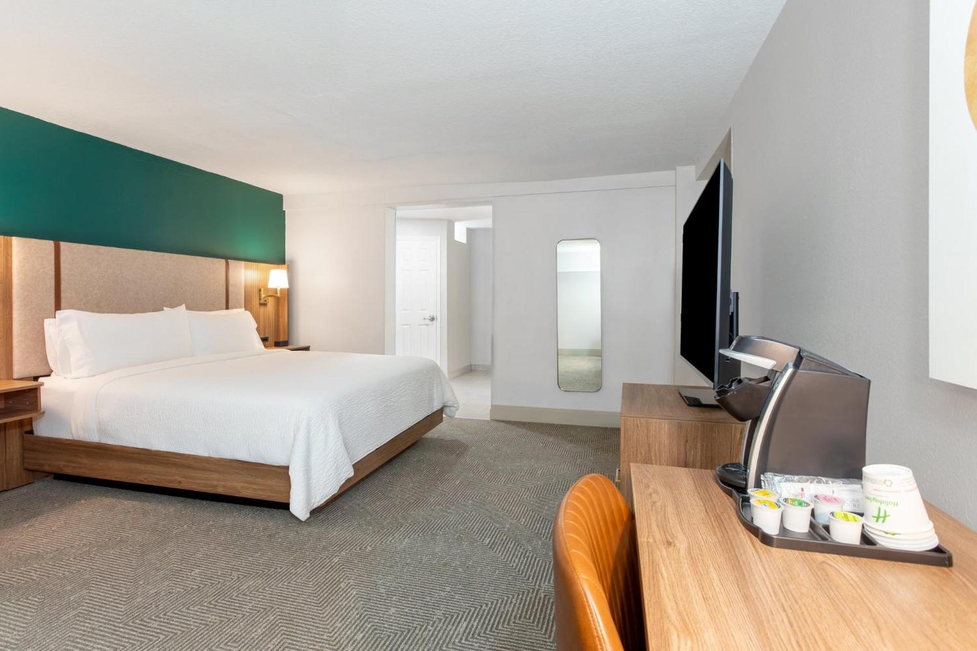 One-Bedroom Suite