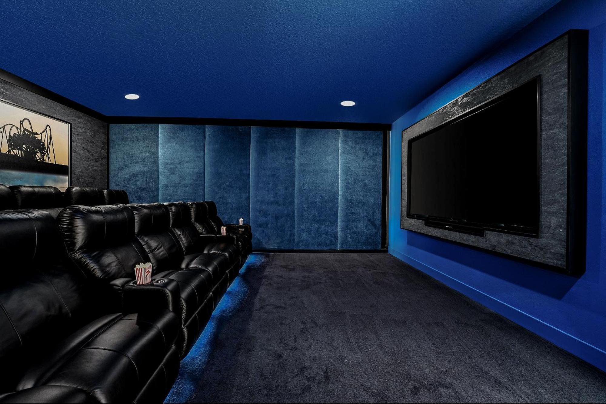 6 Bedroom Estate Private Pool Kitchen Theater & Arcade