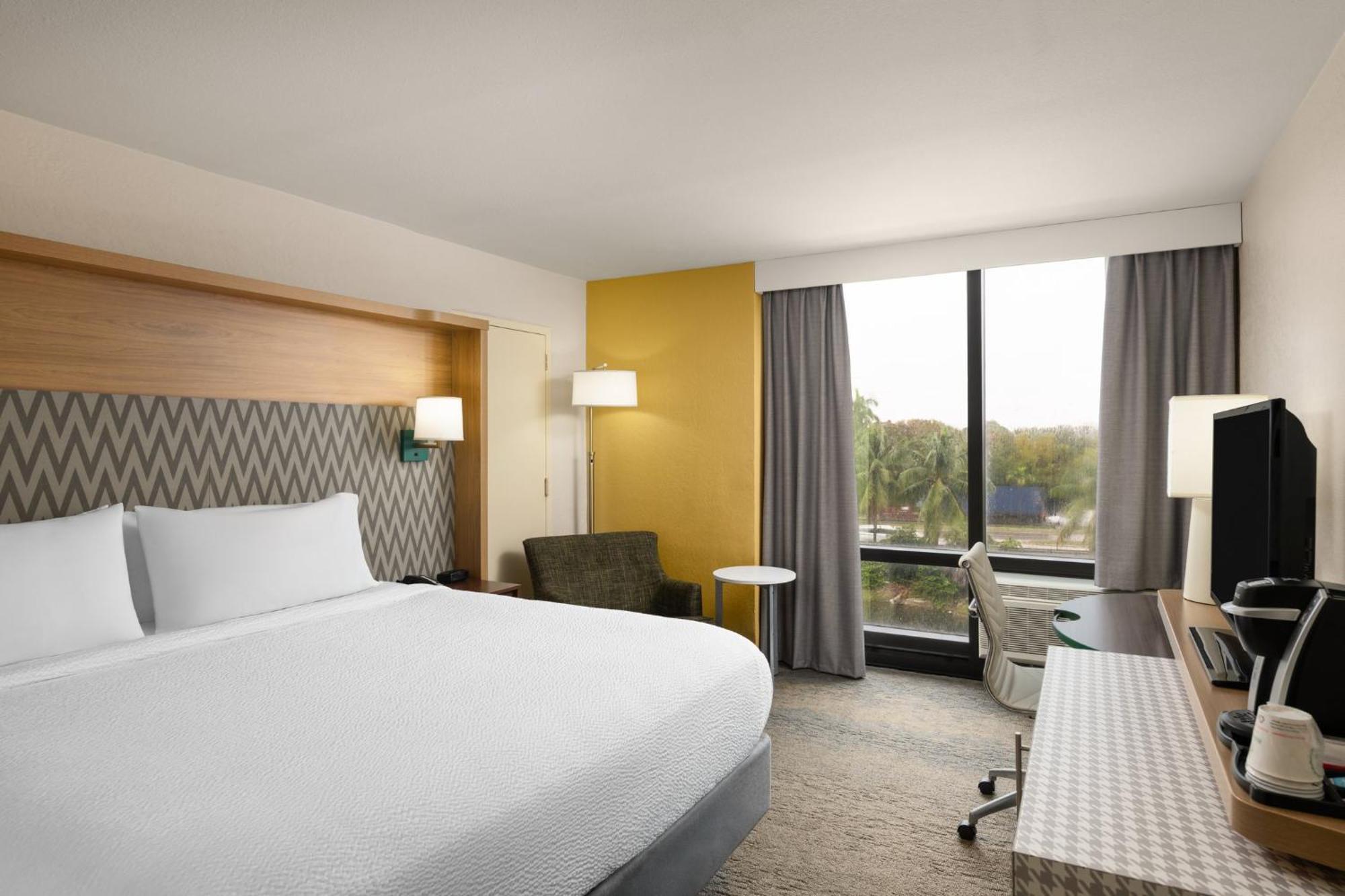 Premium King Room