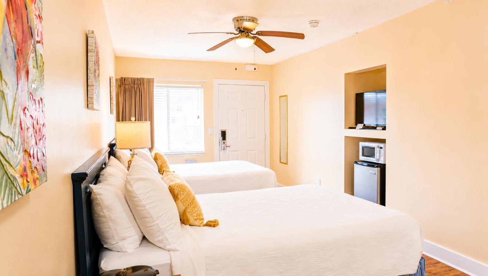2 Full Bed Standard Non-Smoking