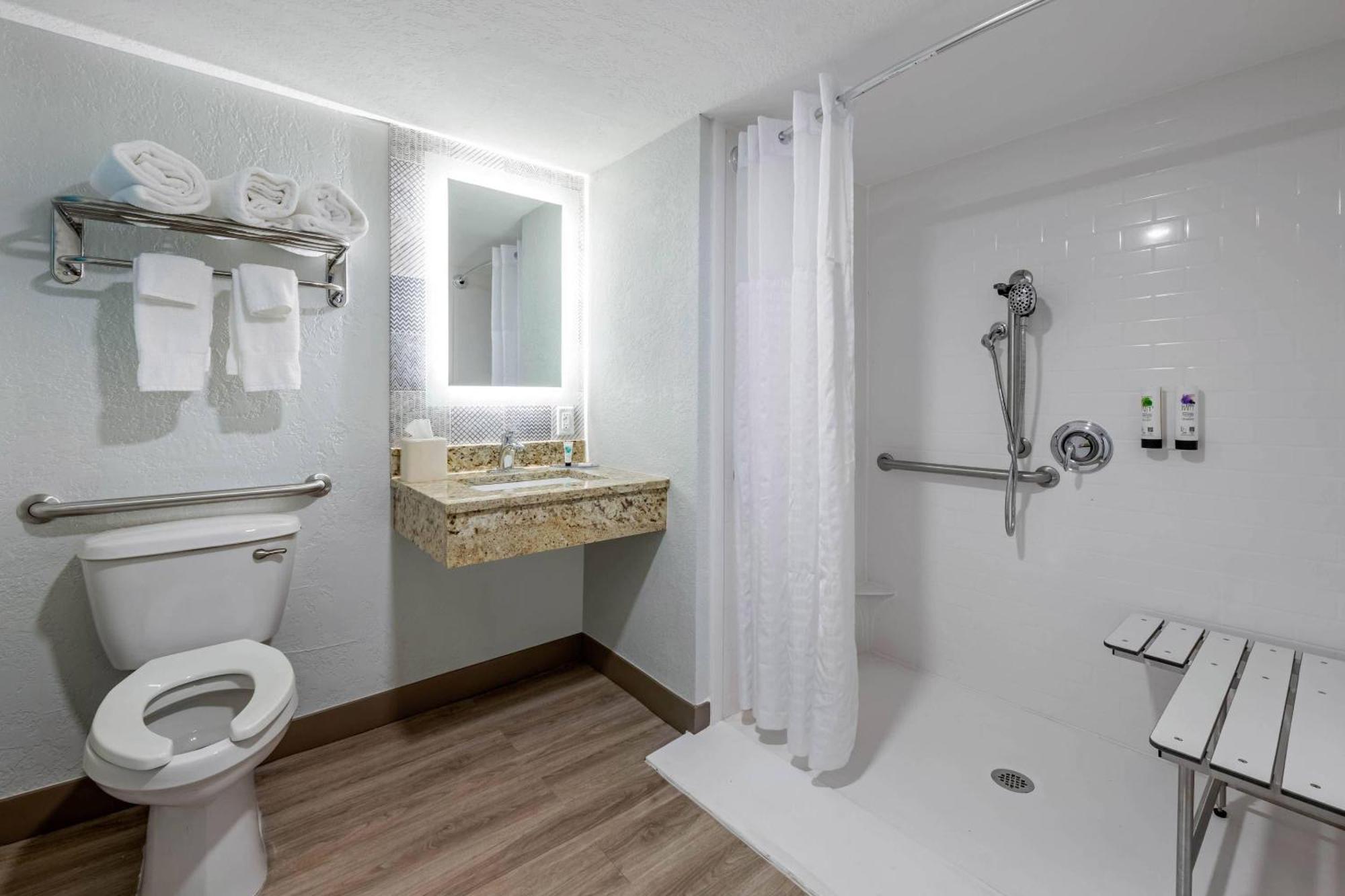 King Room Ground Floor Mobility Accessible Non-Smoking