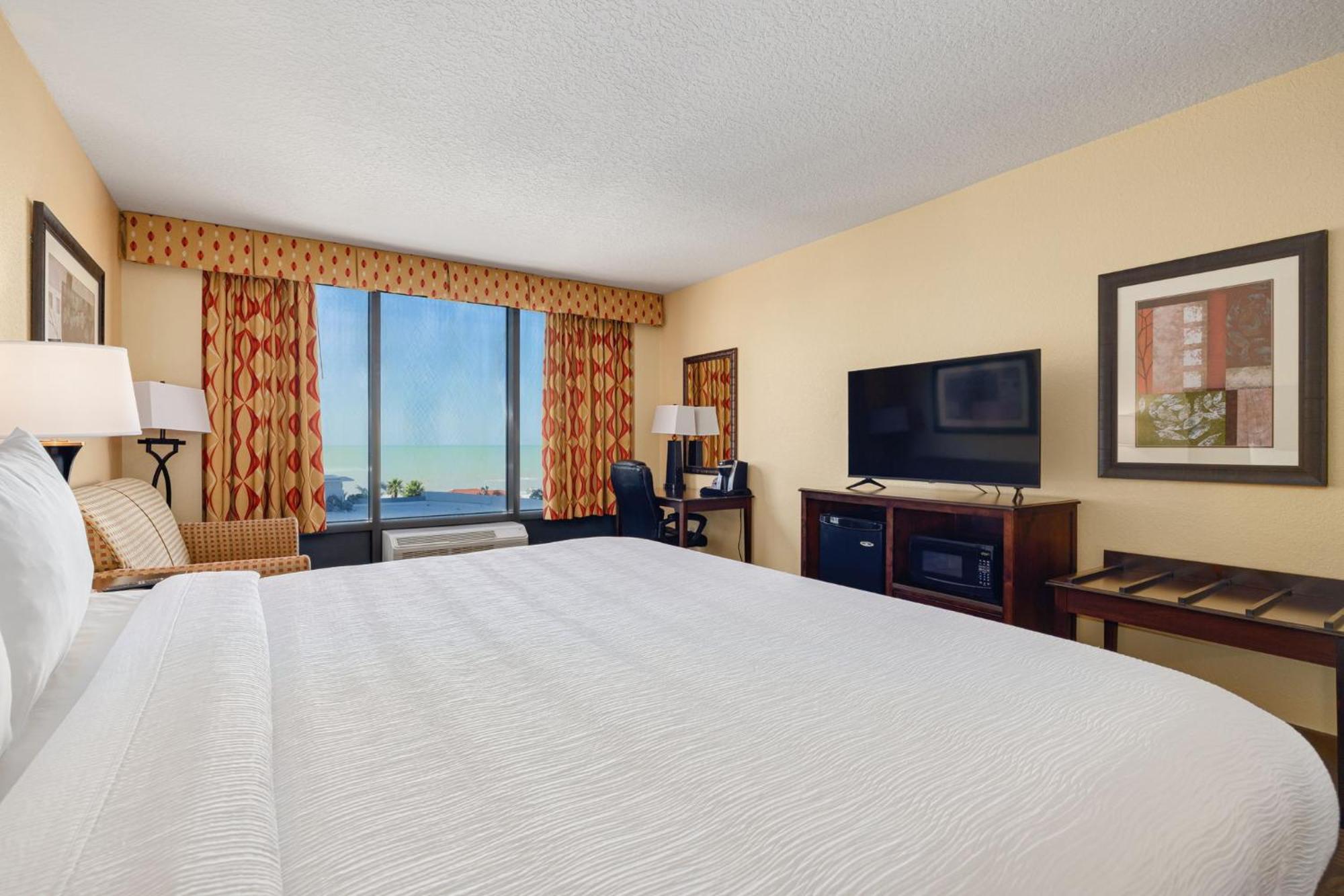 King Room Partial Water View