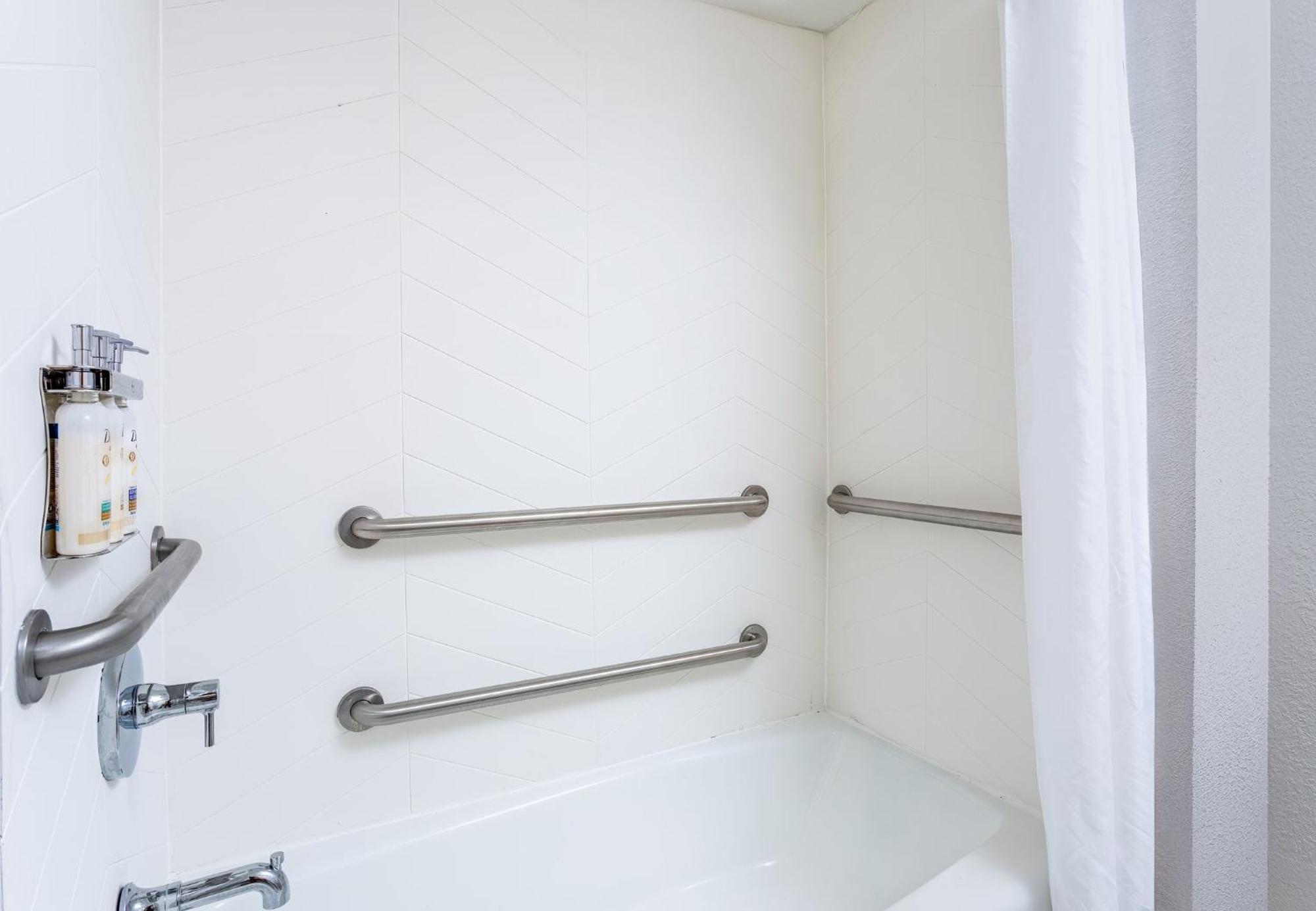Standard Queen Room Two Queen Beds Shower Mobility Accessible