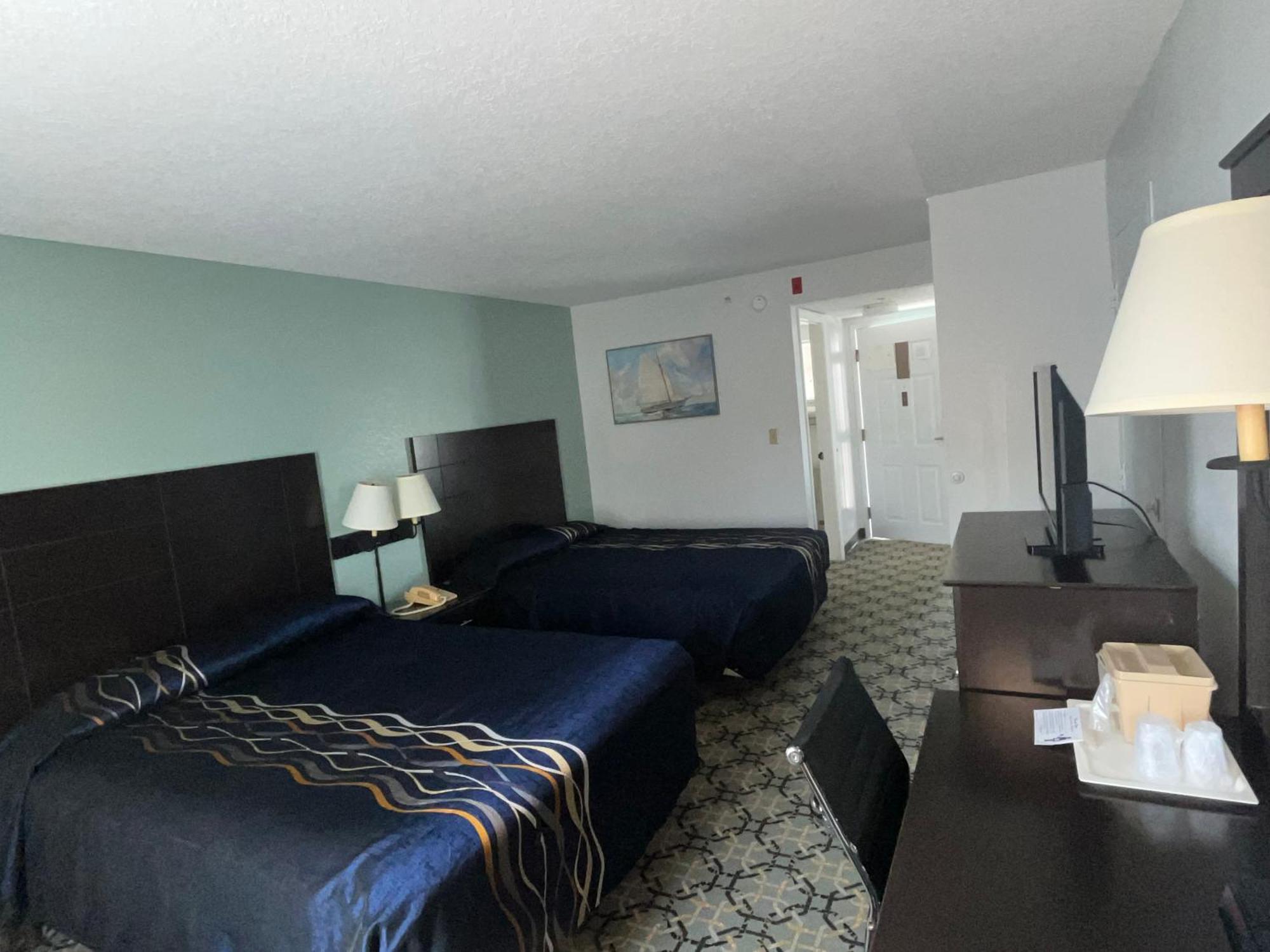 Queen Room Two Queen Beds