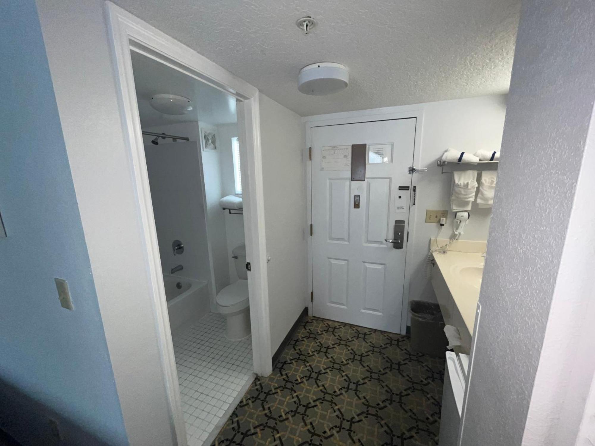 Queen Room Two Queen Beds