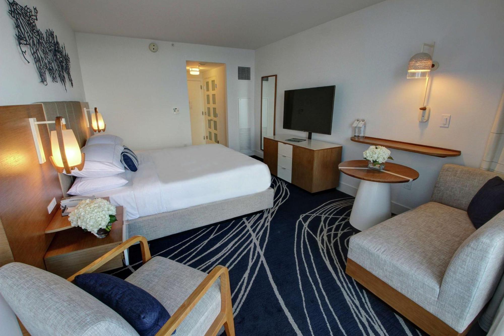 King Room Exterior Wing