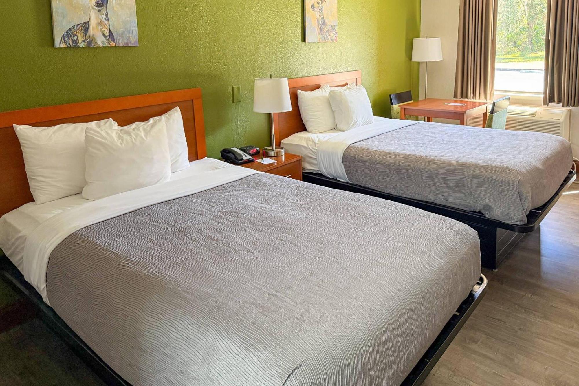 Double Room Two Double Beds Smoking