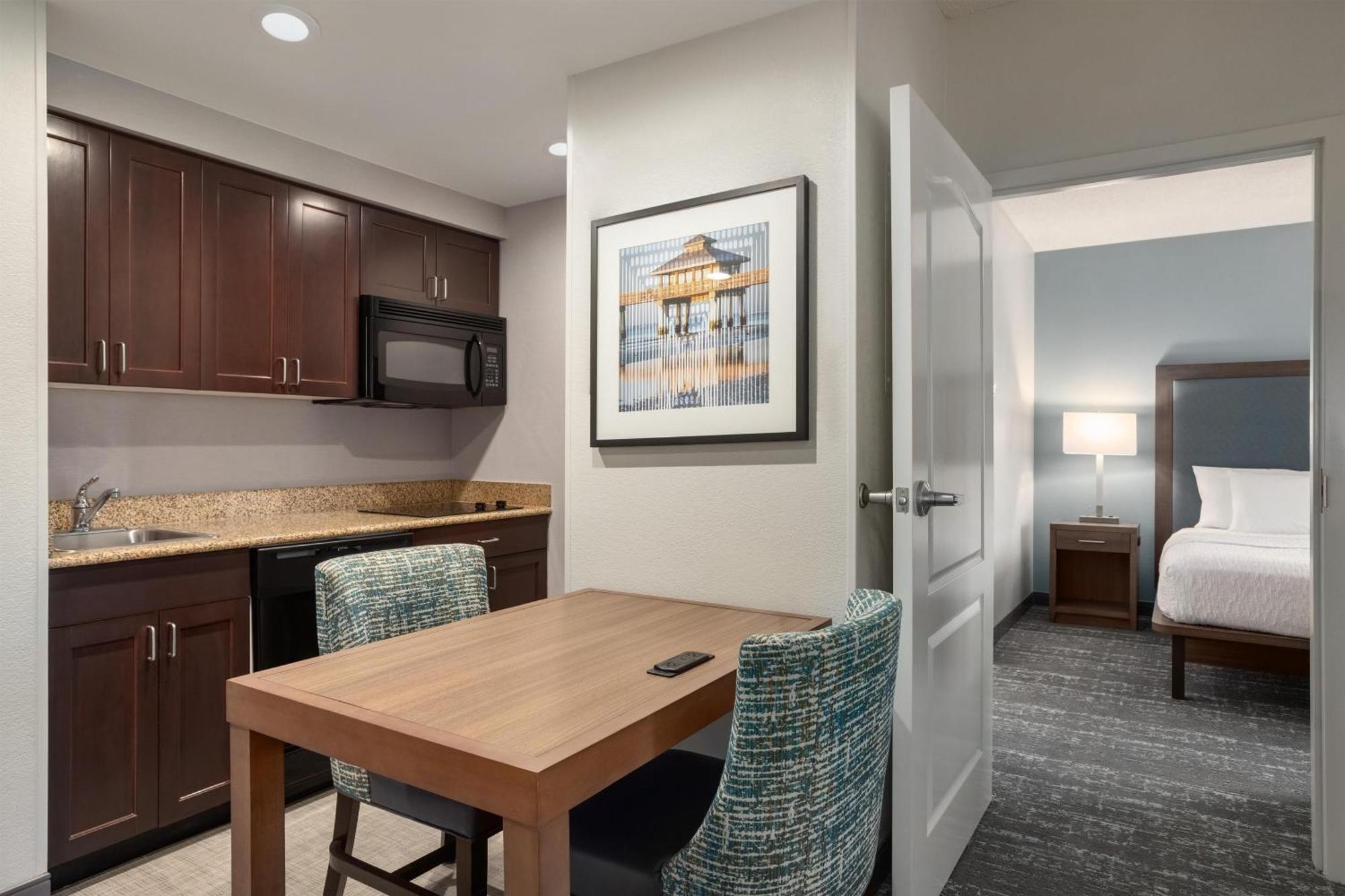 One-Bedroom King Suite Non-Smoking