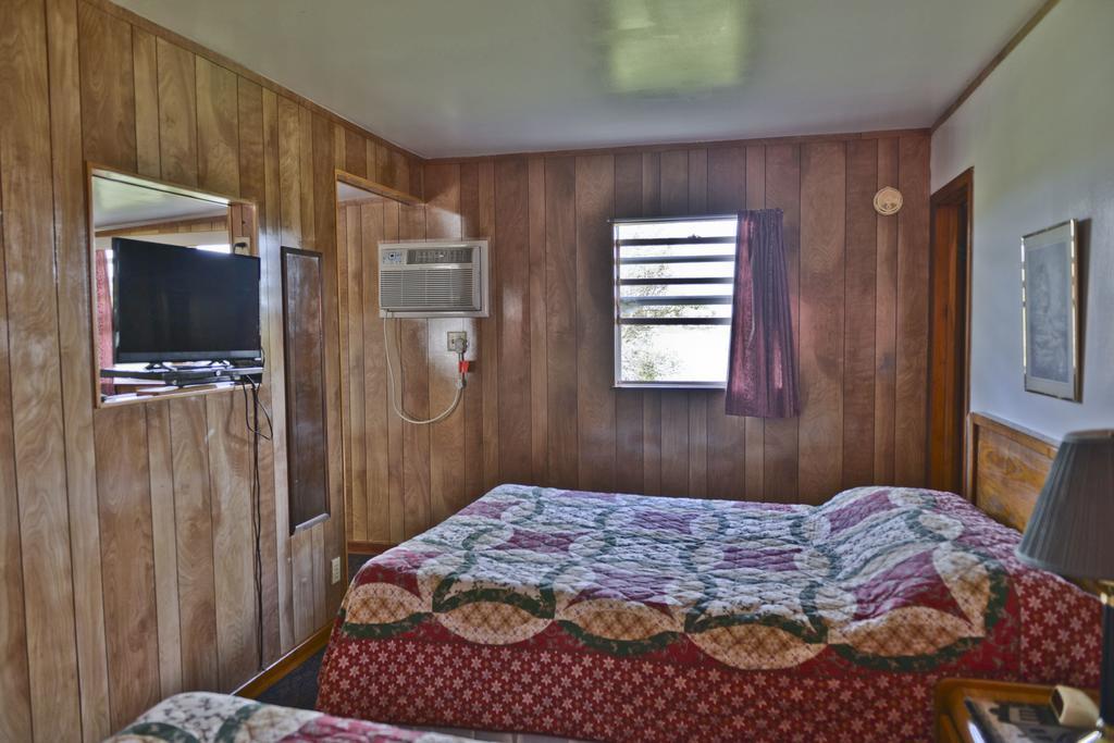 Quadruple Room Lake View