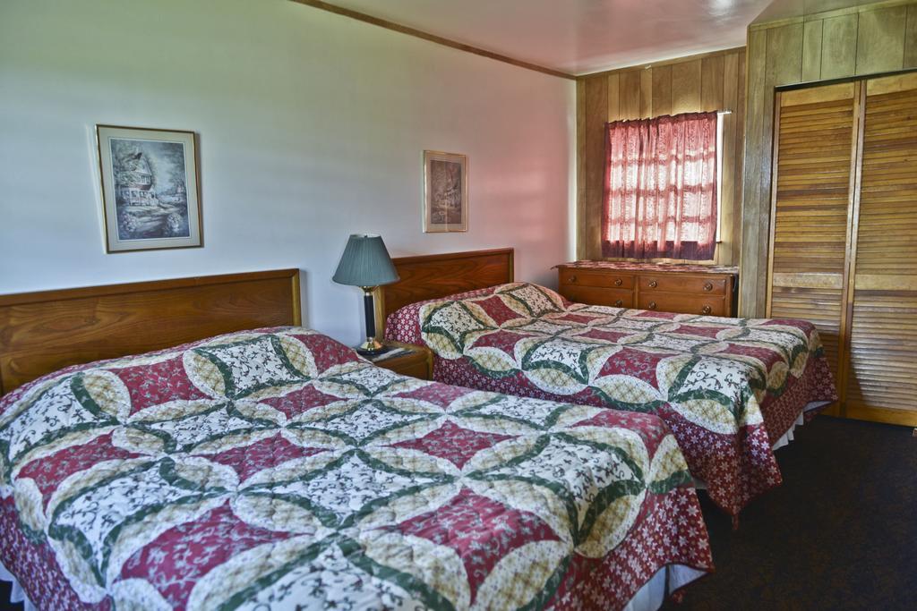 Quadruple Room Lake View
