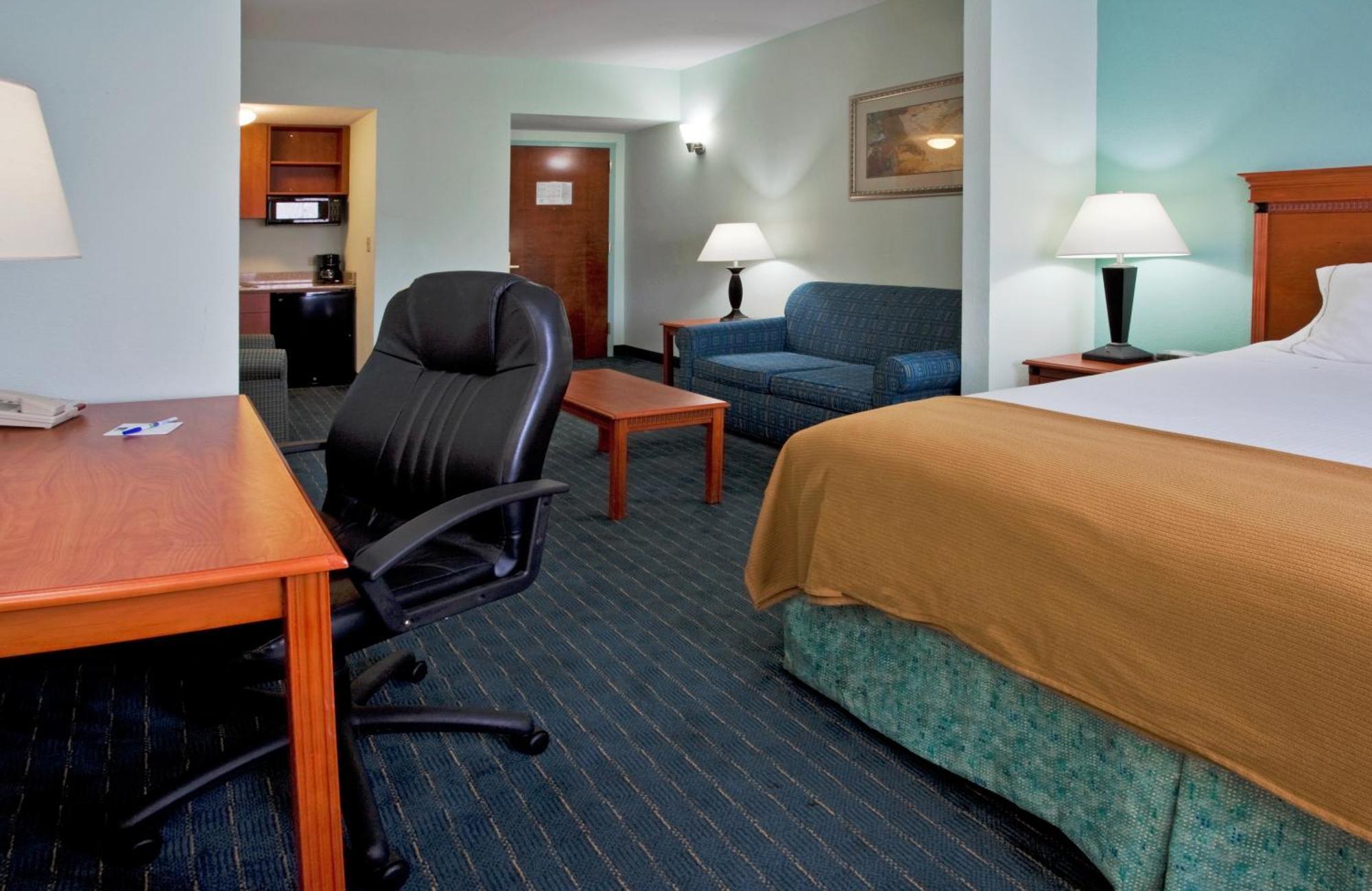 King Suite with Sofa Bed