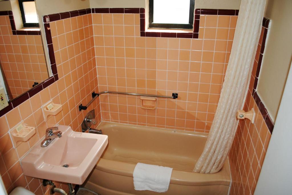 Double Room Two Double Beds Smoking