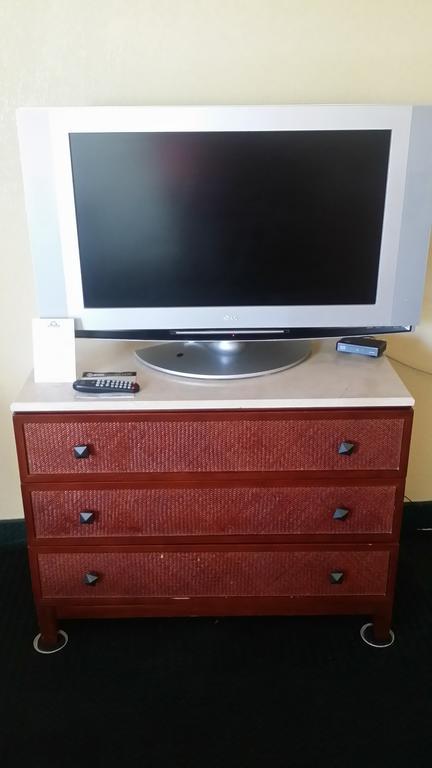 Queen Room - Mobility Access/Non-Smoking,412411365:JPEG