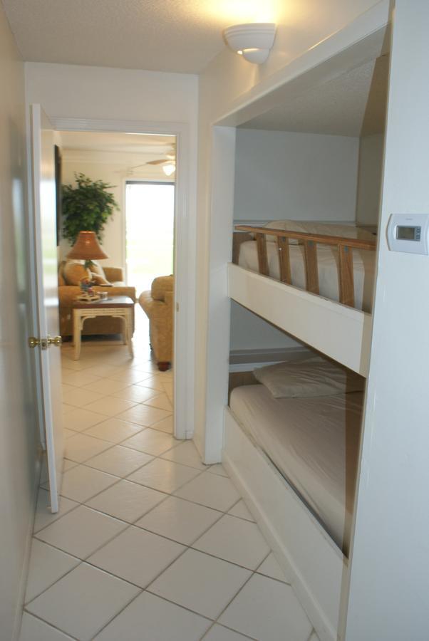 One-Bedroom Apartment,535582320:JPEG